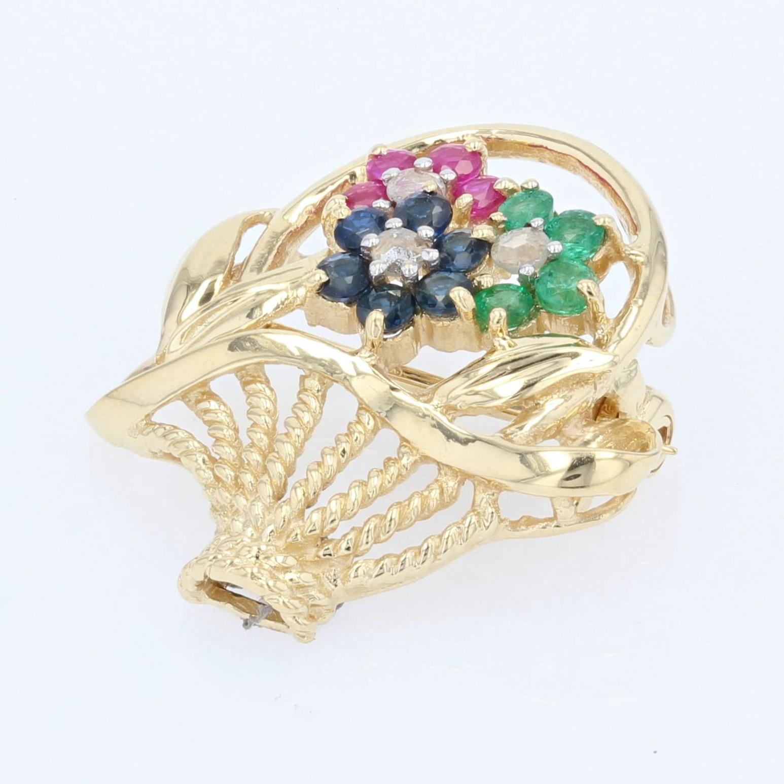 Women's French 1960s Ruby Sapphire Emerald 18 Karat Yellow Gold Bouquet Brooch For Sale