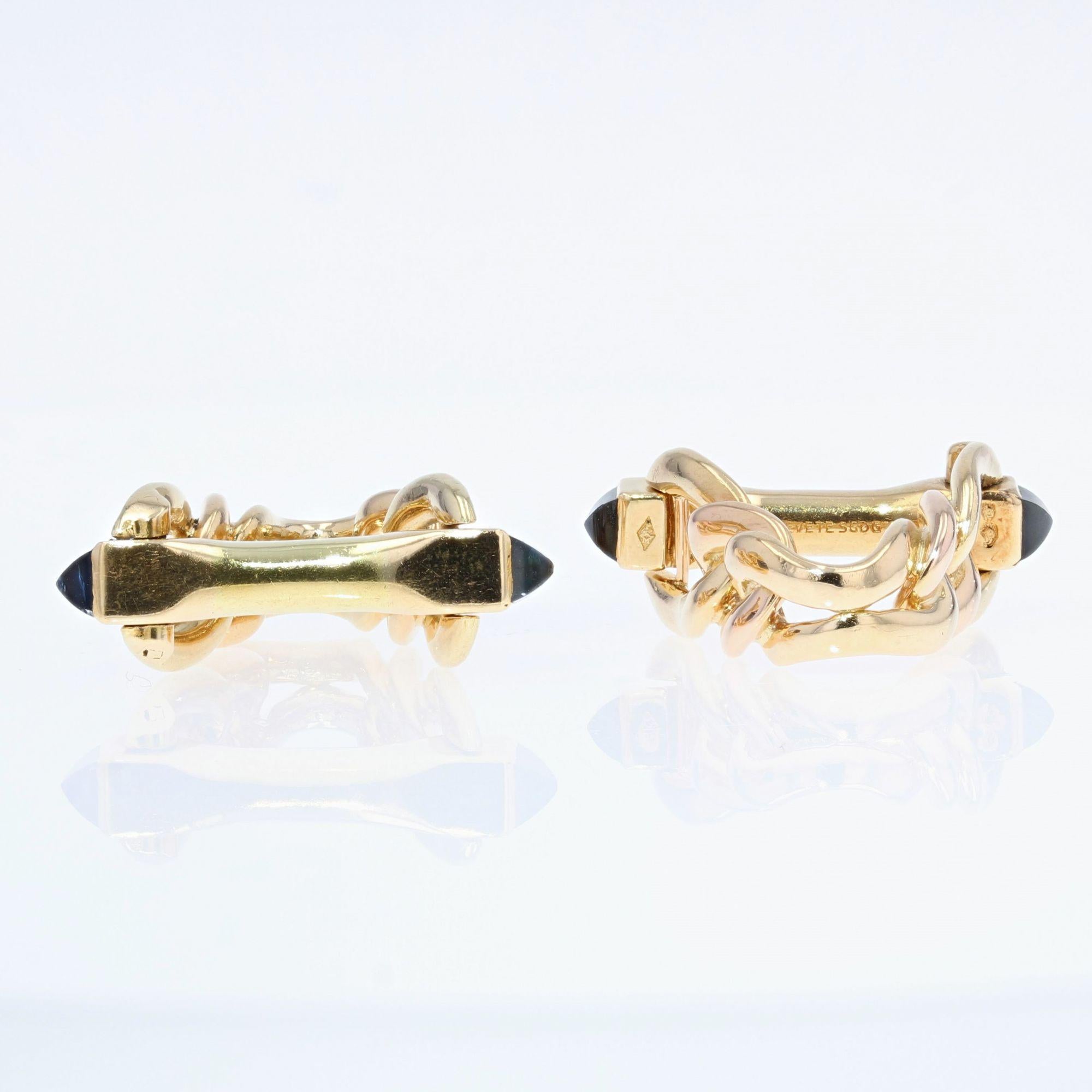French 1960s Sapphire 18 Karat Yellow Gold Stirrup Design Cufflinks In Good Condition For Sale In Poitiers, FR