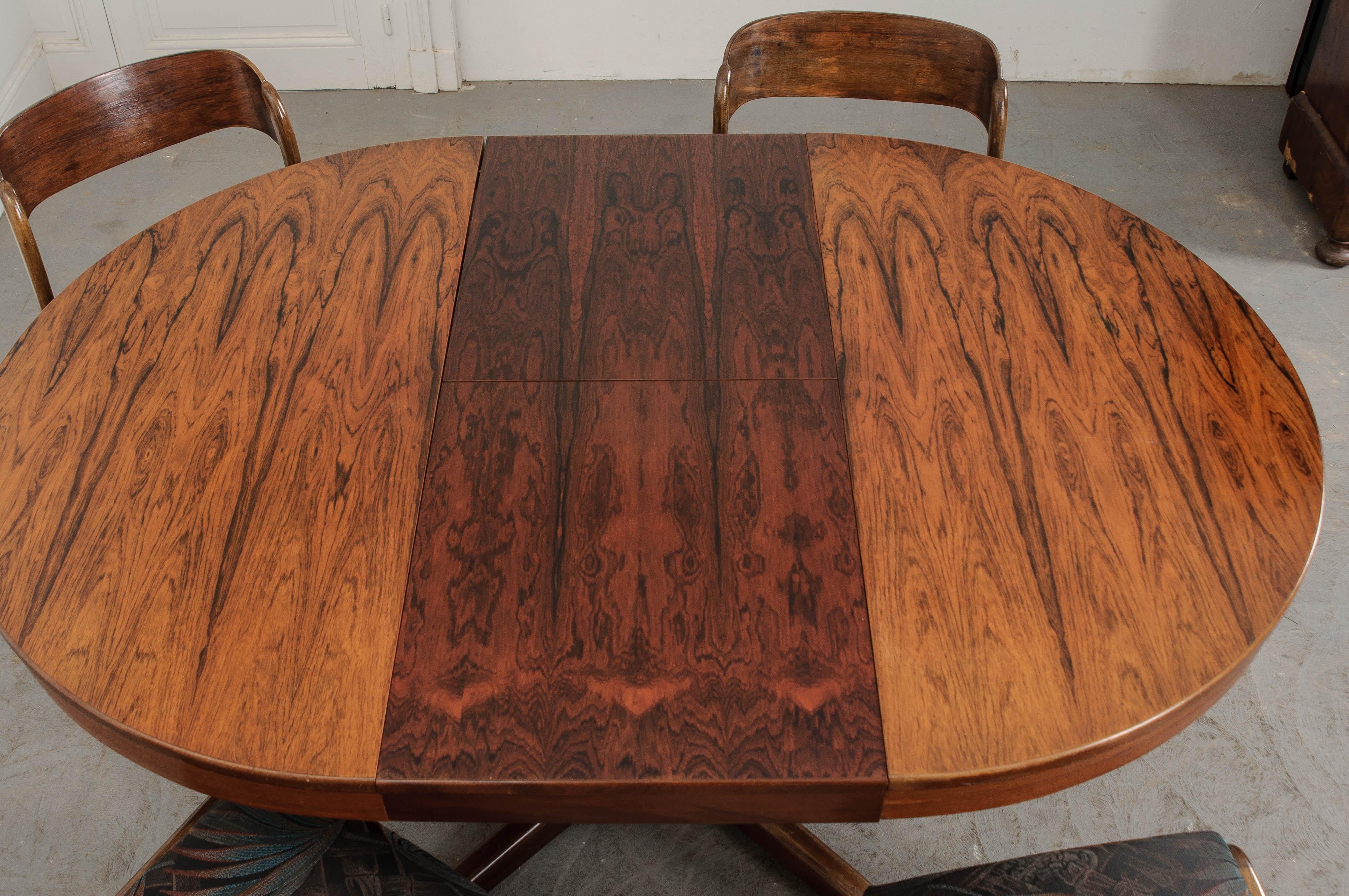 French 1960s Scandinavian Modern Rosewood Dining Suite 14