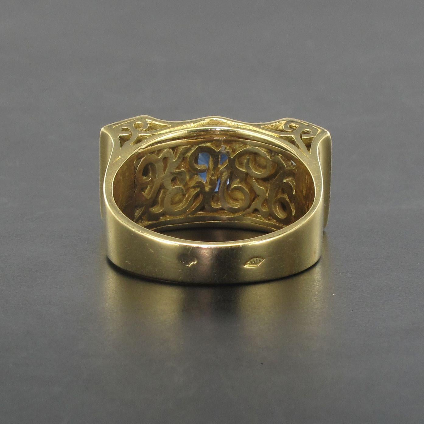 French 1960s Tank Style Sapphire Diamond 18 Karat Yellow Gold Ring 1