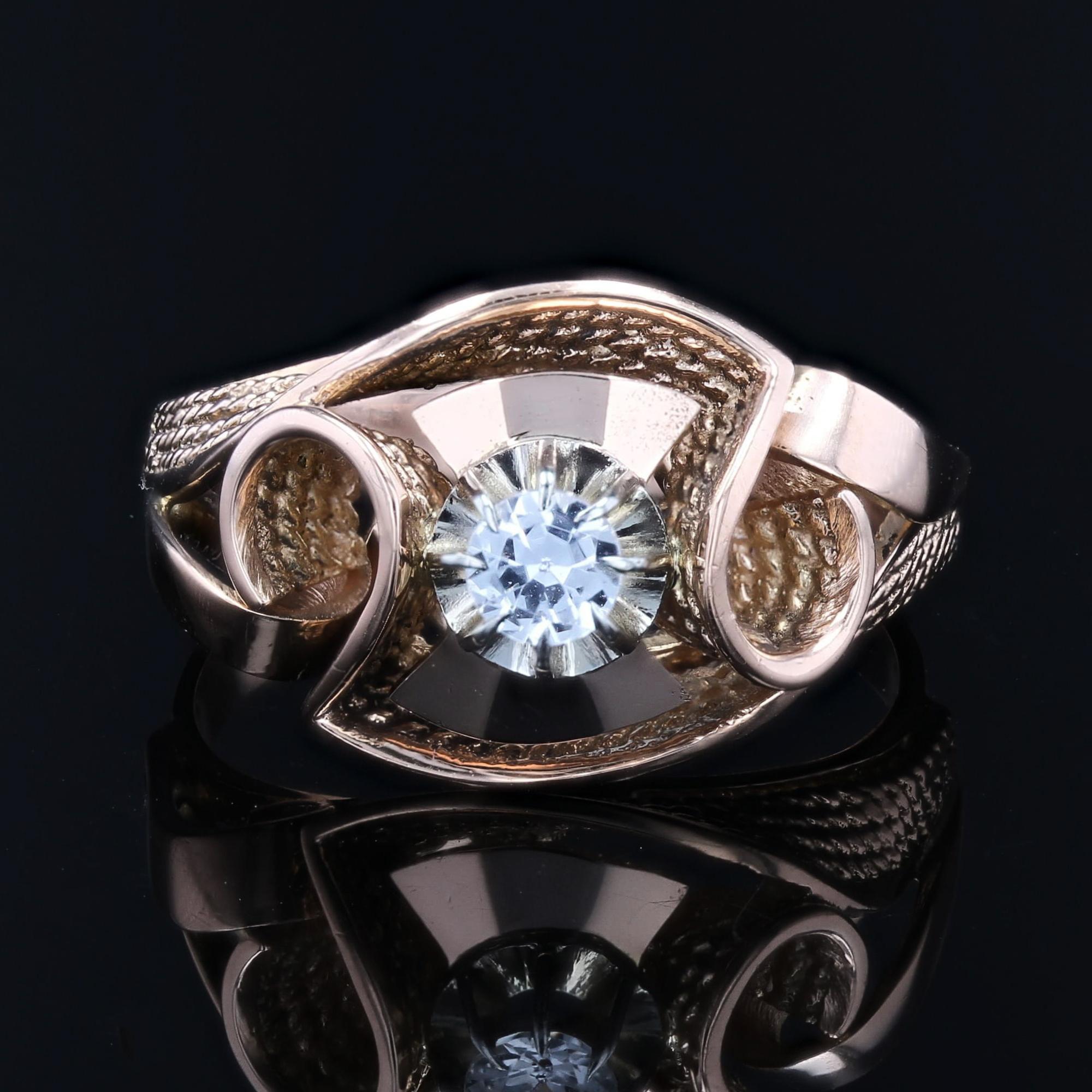 French 1960s White Sapphire 18 Karat Rose Gold Retro Ring In condizioni ottime in vendita a Poitiers, FR