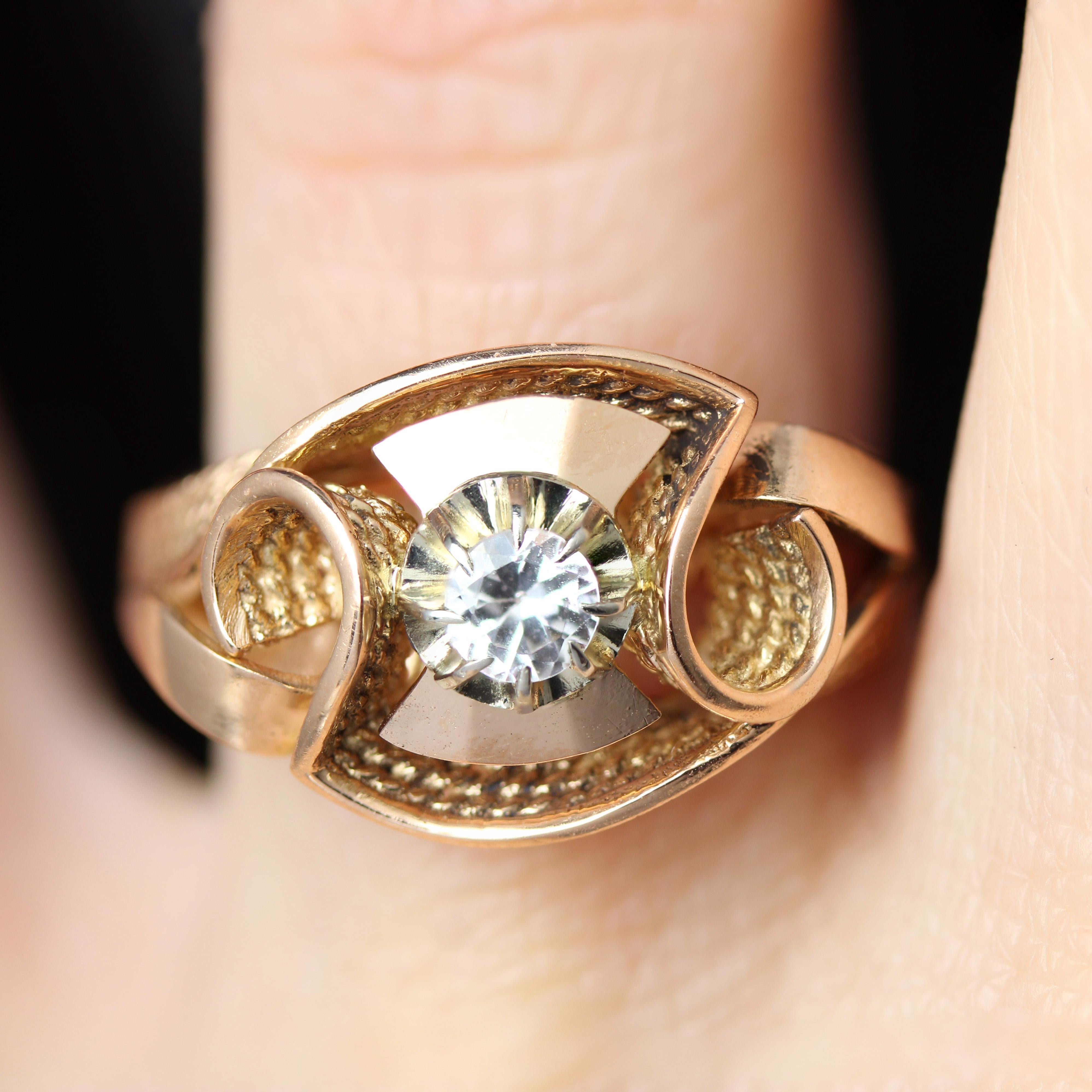 Donna French 1960s White Sapphire 18 Karat Rose Gold Retro Ring in vendita