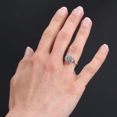 French 1960s White Sapphire 18 Karat White Gold Retro Daisy Ring