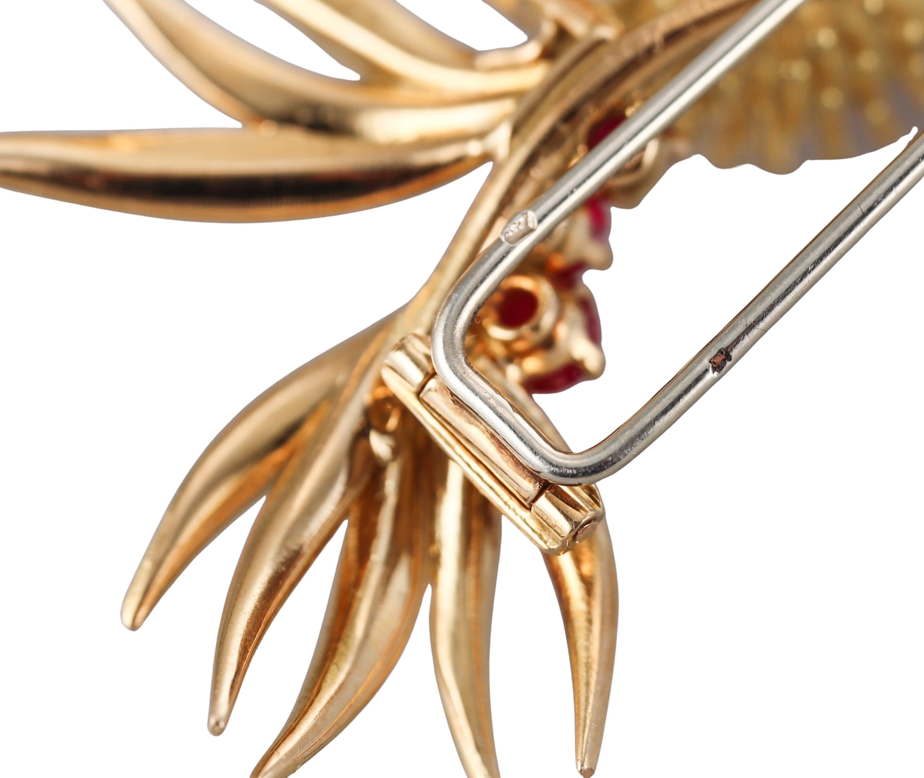 Cabochon French 1960s Yellow Gold Ruby Flower Brooch For Sale