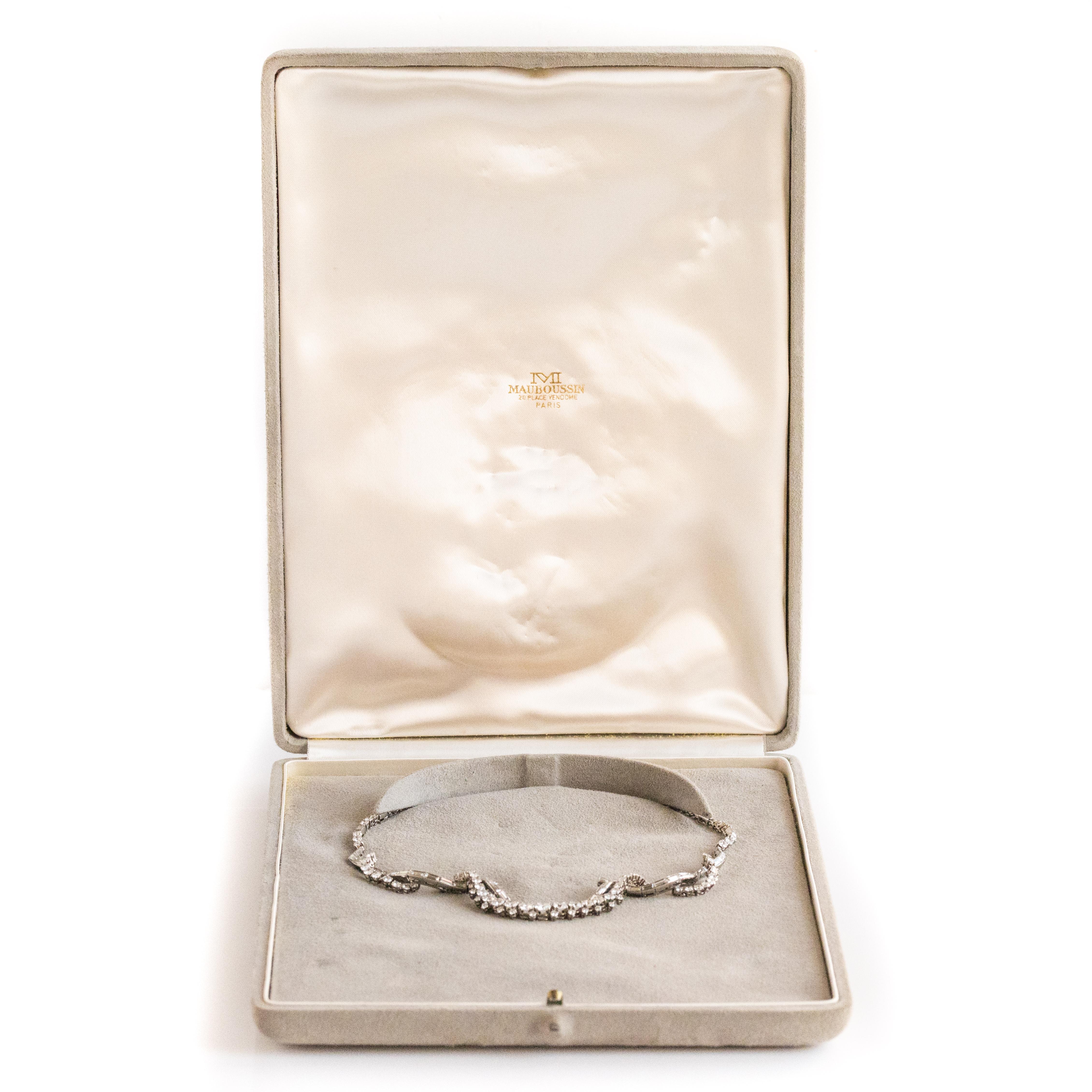 French 1967 Mauboussin 15 Carat Diamonds Platinum 18 Karat White Gold Necklace For Sale 6
