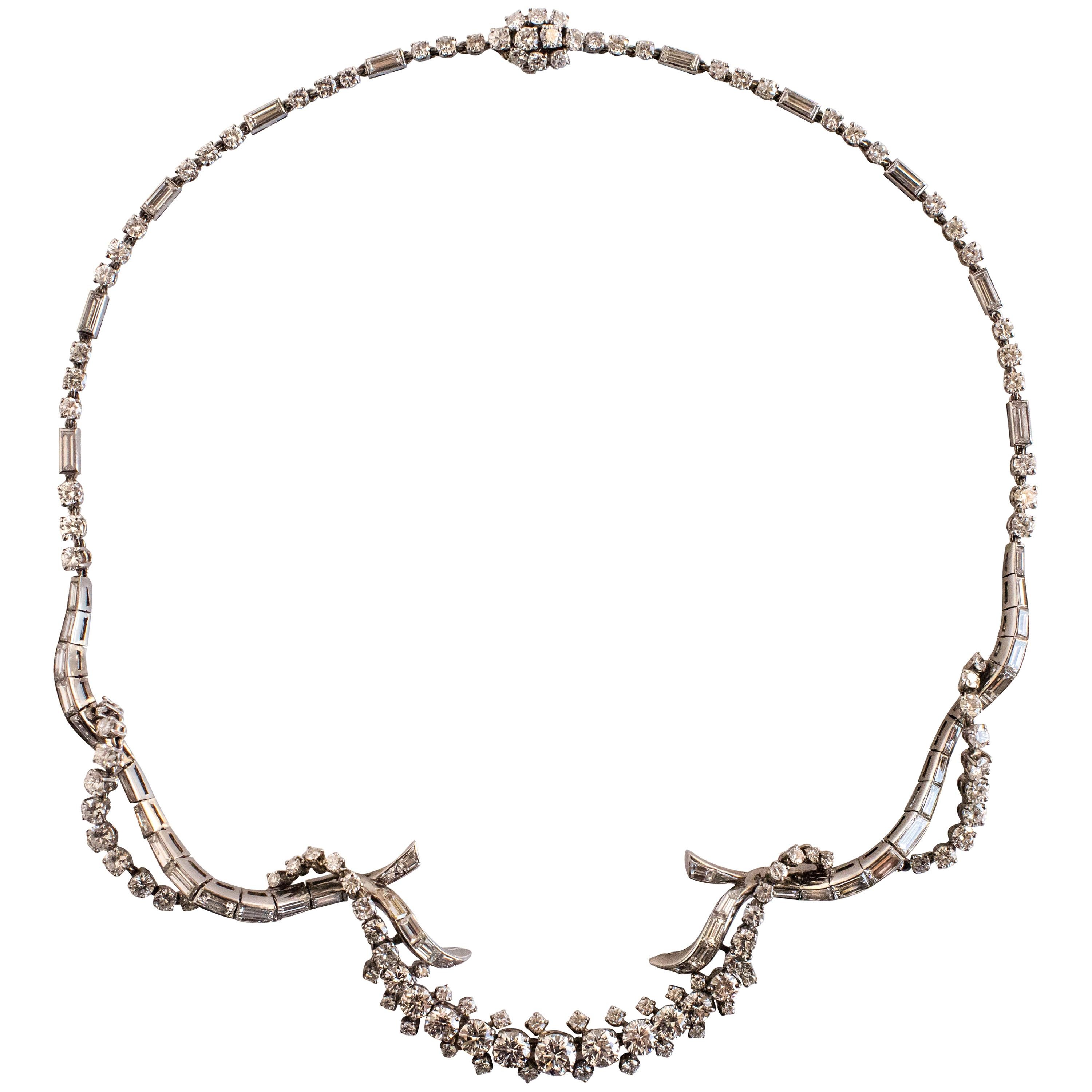 Mauboussin Halskette aus Platin mit 15 Karat Diamanten aus 18 Karat Weigold im Angebot