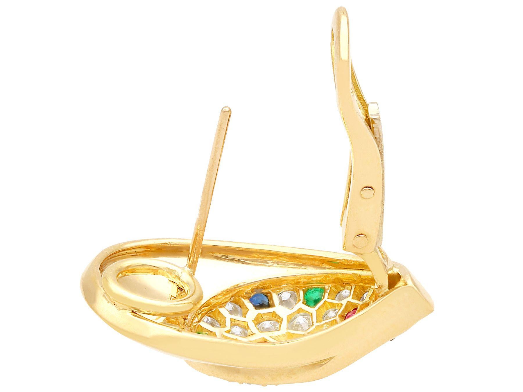 Boucles d'oreilles françaises en or jaune 18 carats avec diamants de 1,97 carat, rubis, émeraudes et saphirs en vente 1