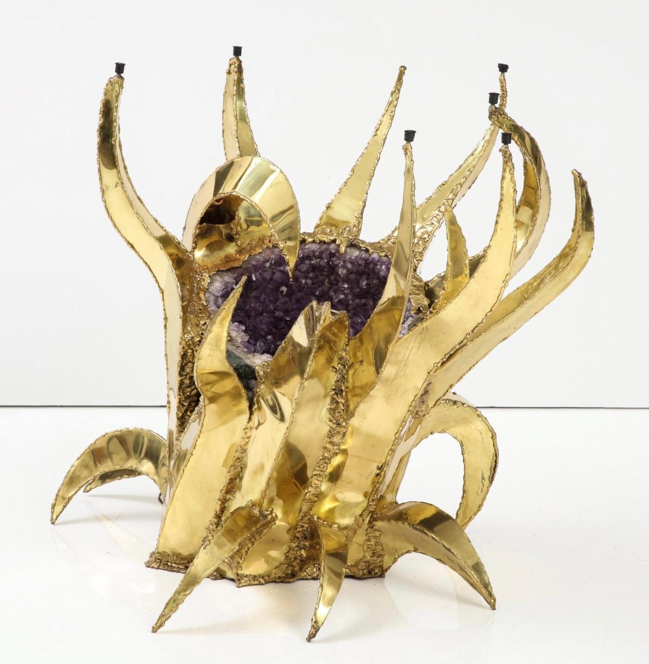 Französisch 1970 Mid Century Amethyst Mitte Esstisch (Ende des 20. Jahrhunderts) im Angebot