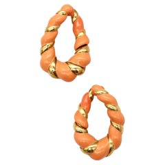 French, 1970, Modernism Clip Hoop Earrings in 18Kt Yellow Gold with Coral Enamel