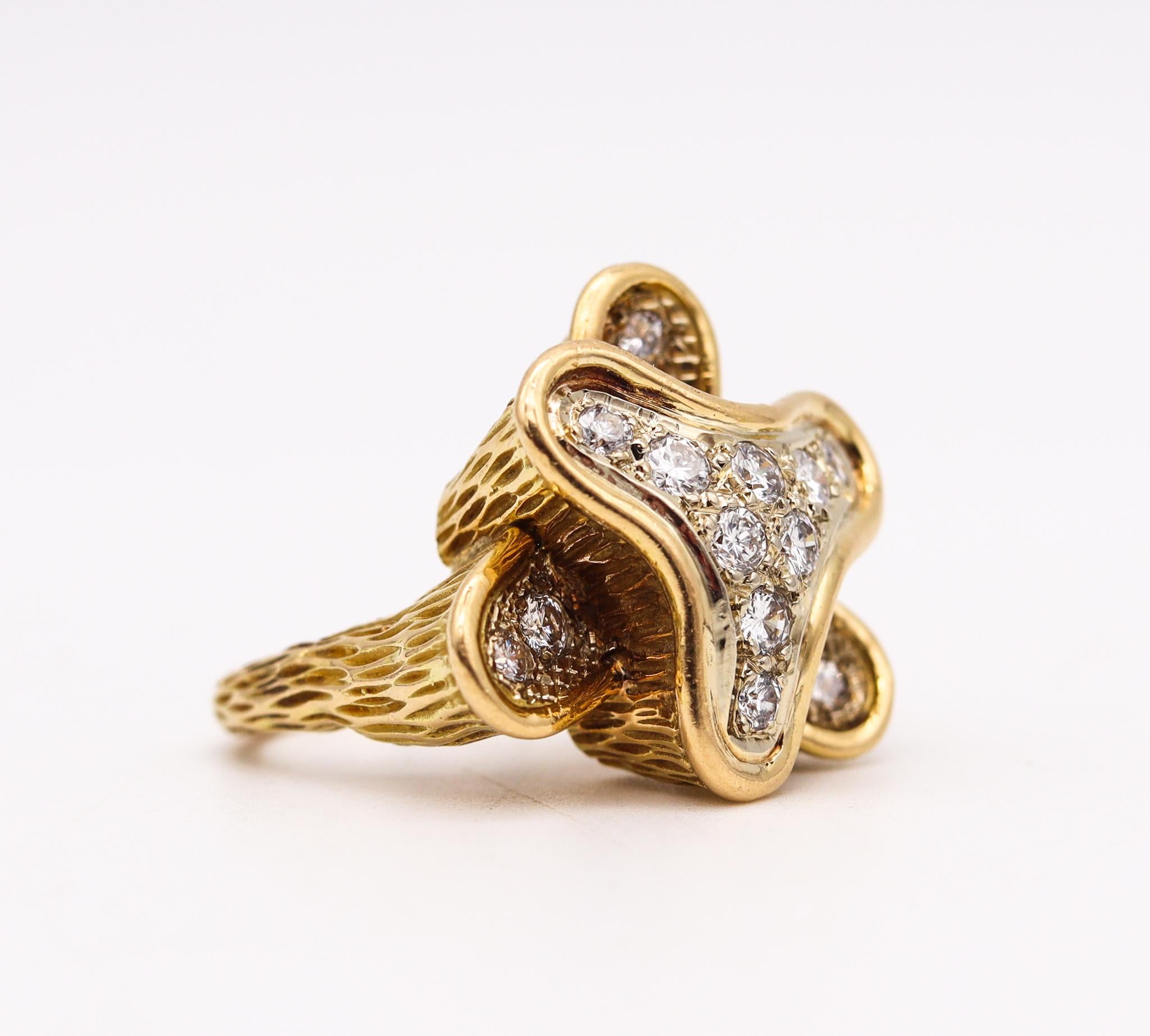 Brilliant Cut French 1970 Modernism Free Form Ring in 18Kt Gold Platinum with 1.12 Cts Diamond For Sale