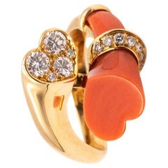 French 1970 Toi Et Moi Ring in 18Kt Yellow Gold with VVS Diamonds and Coral