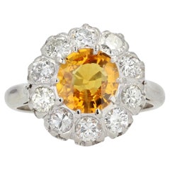 Vintage French 1970s 1.60 Carat Yellow Sapphire Diamonds 18 Karat White Gold Daisy Ring