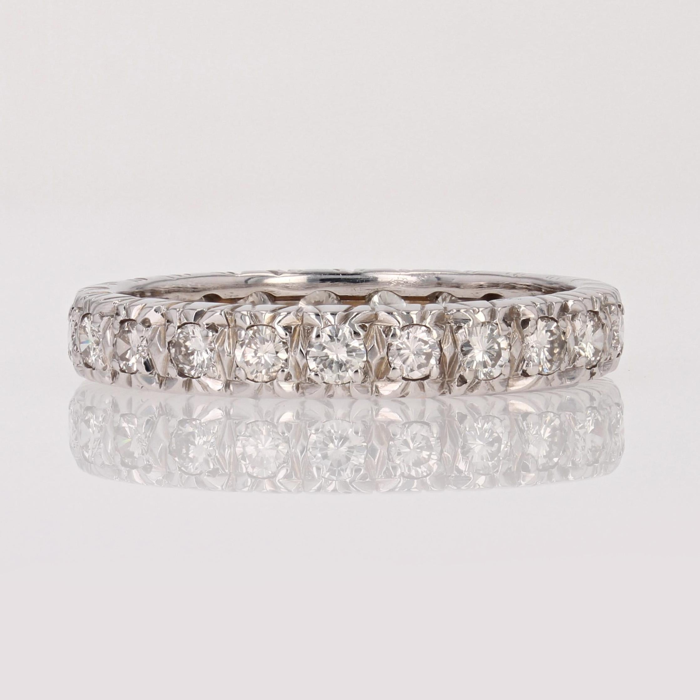 Brilliant Cut French 1970s 18 Karat White Gold Diamonds Wedding Ring For Sale