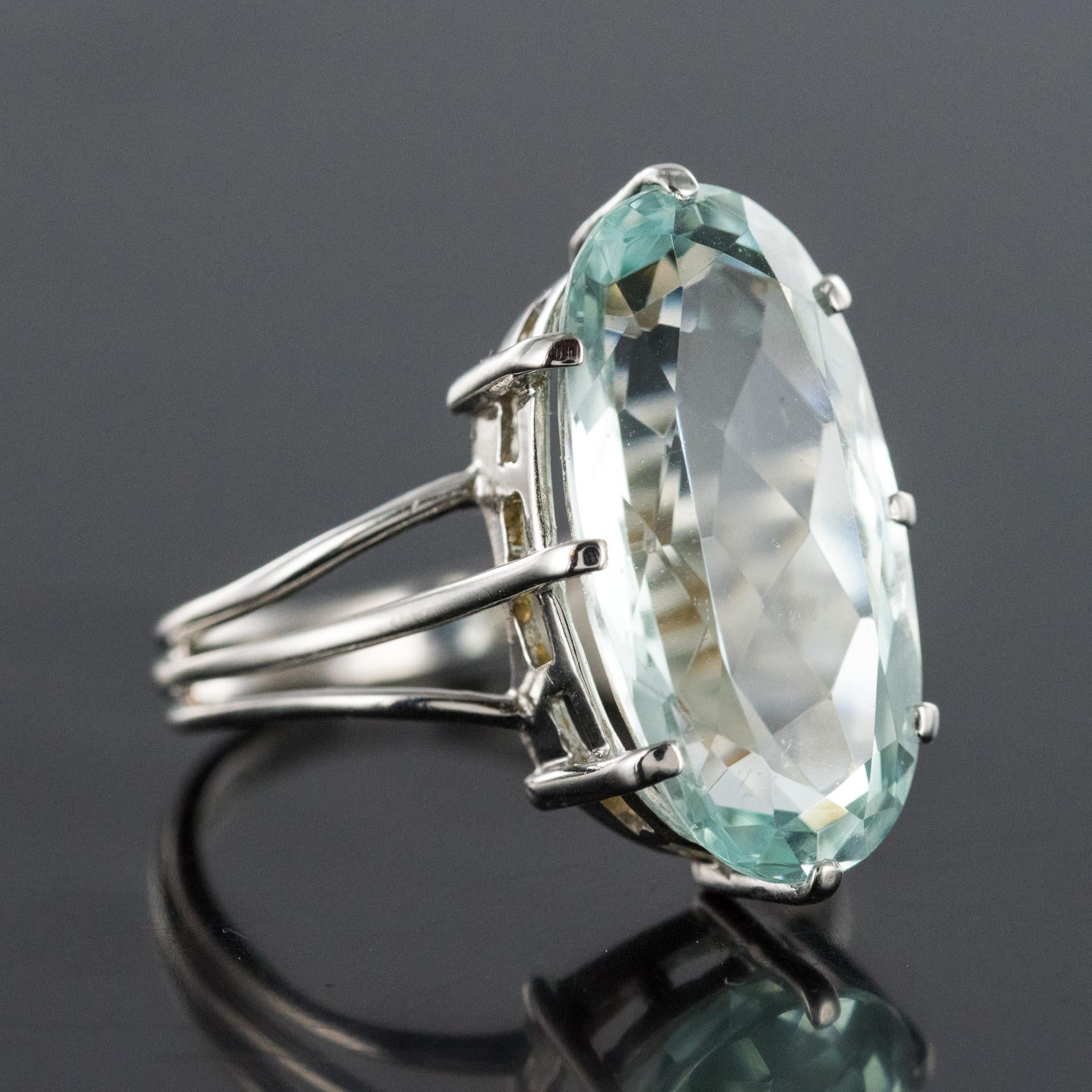 Oval Cut French 1970s 7 Carat Aquamarine 18 Karat White Gold Cocktail Ring