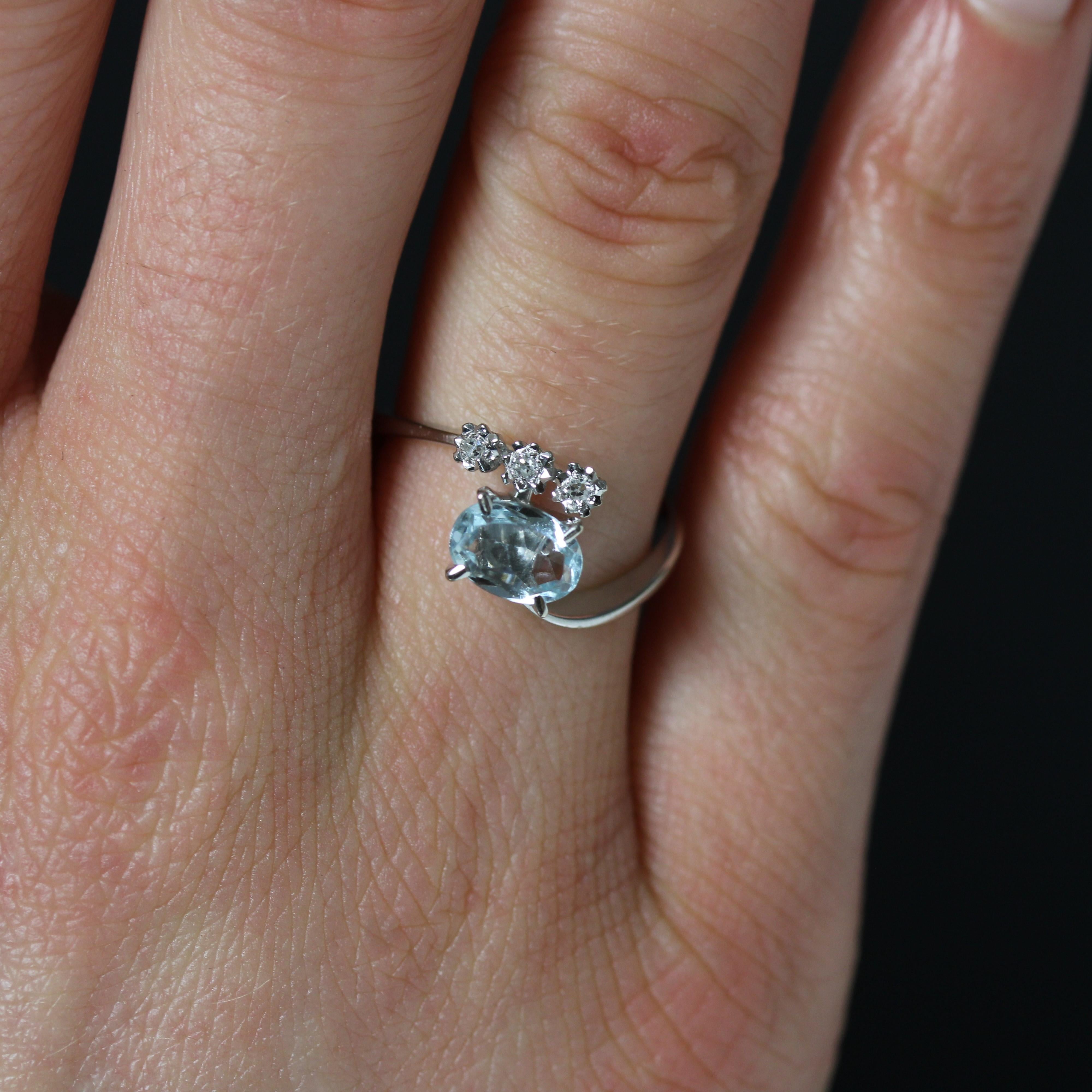 Women's French 1970s Aquamarine Diamonds 18 Karat White Gold Asymmetrical Ring
