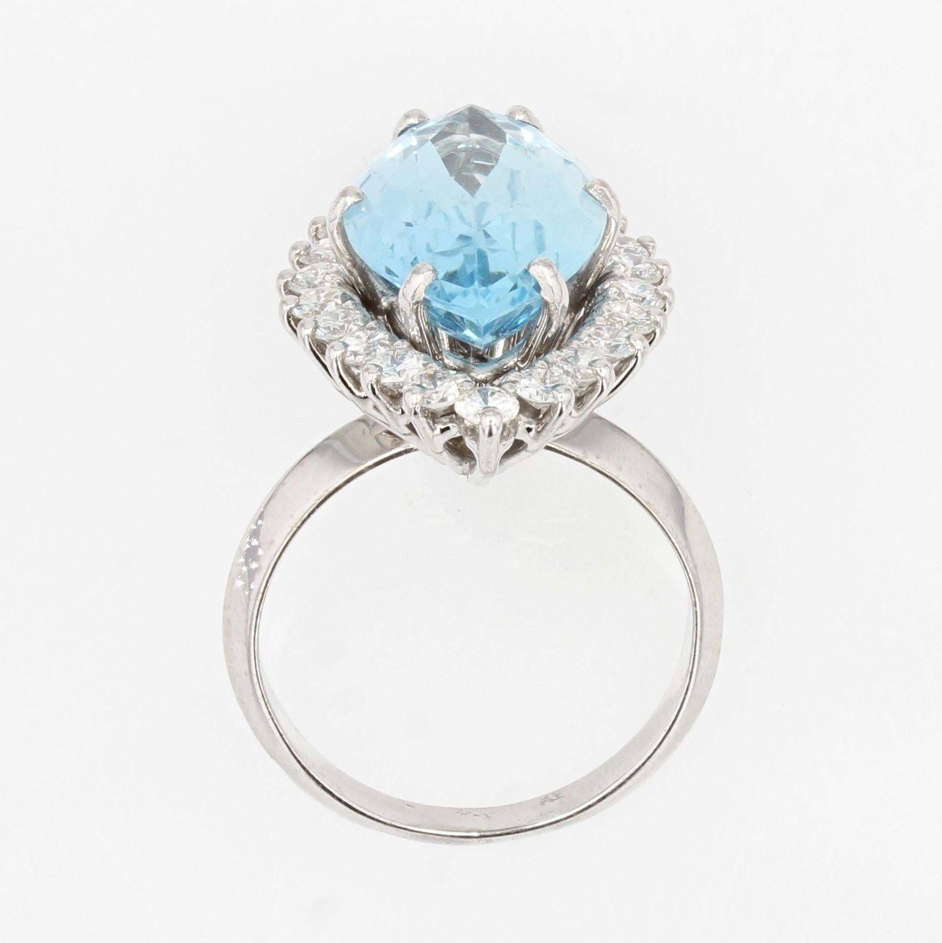 French 1970s Aquamarine Diamonds 18 Karat White Gold Marquise Ring For Sale 7