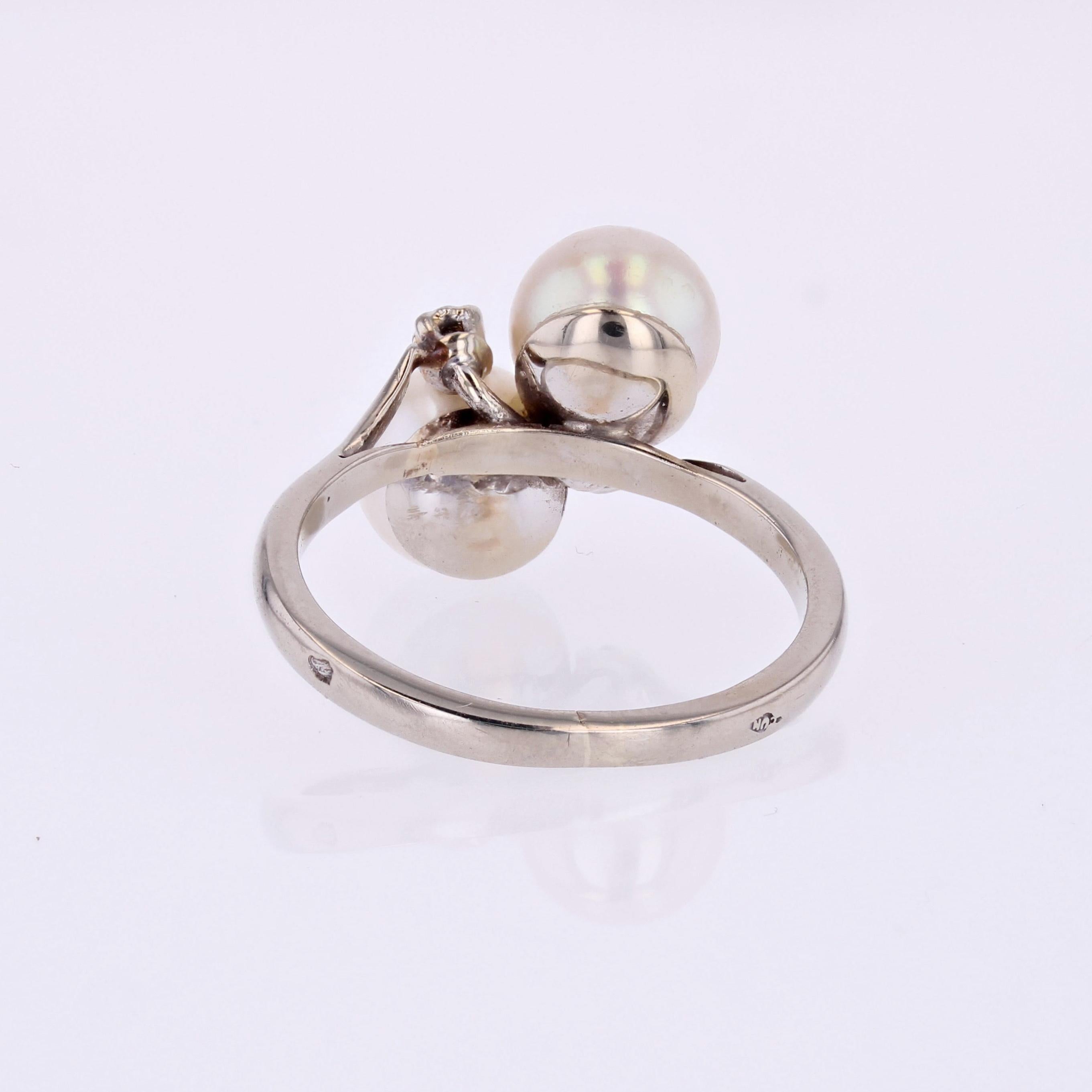 French 1970s Cultured Pearls Diamonds 18 Karat White Gold You and Me Ring For Sale 1