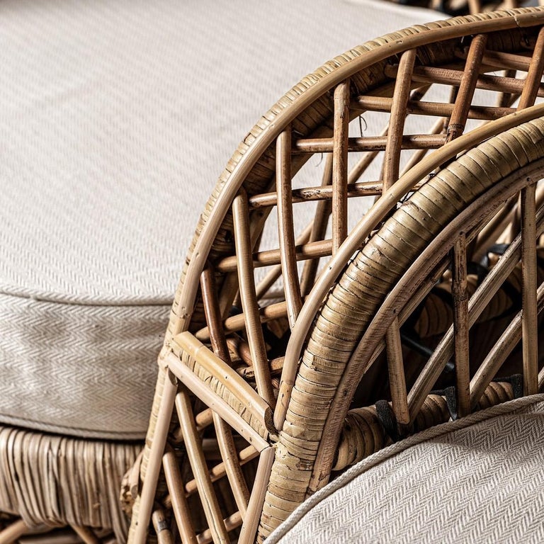French 1970s Design Handcrafted Rattan and Wicker Emmanuelle Peacock Sofa  For Sale at 1stDibs