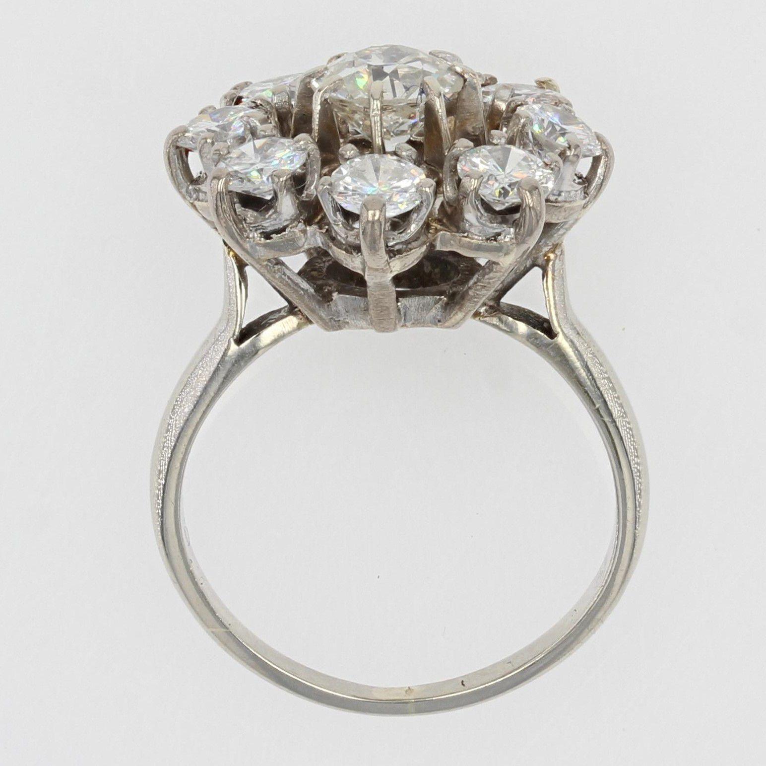 French 1970s Diamonds 18 Karat White Gold Flower Ring 7