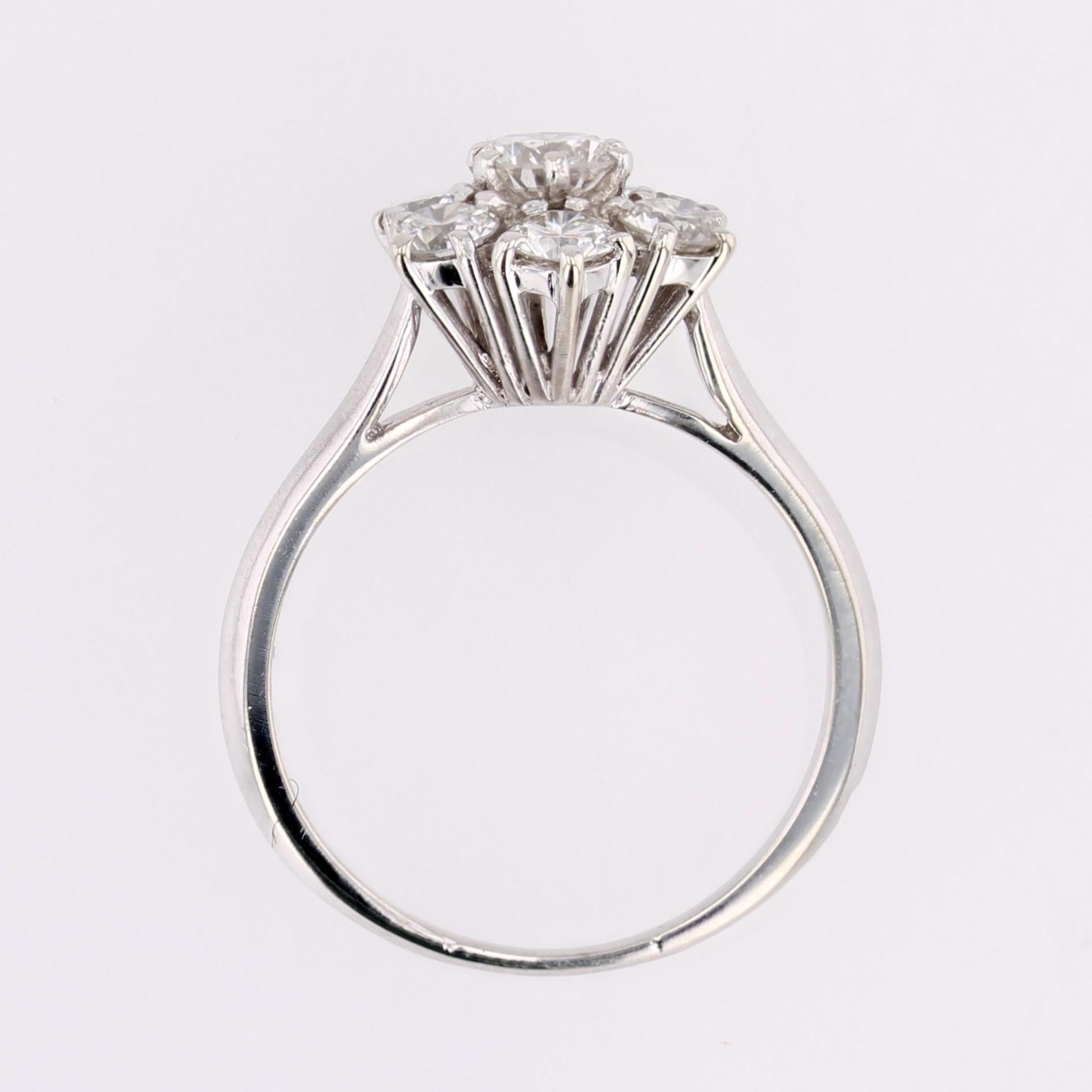 Anello francese degli anni '70 con diamanti in oro bianco 18 carati con fiocco retrò in vendita 11