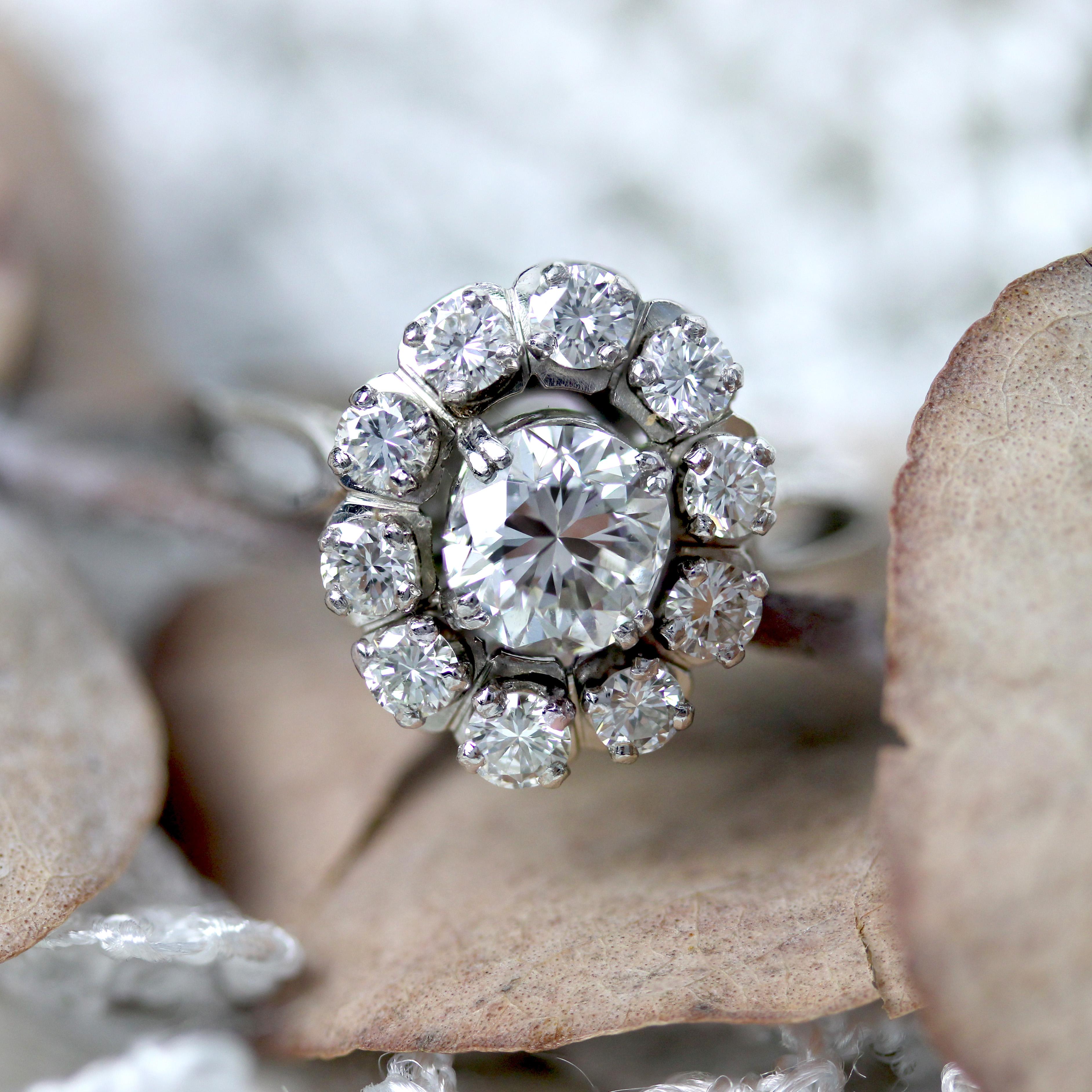 Brilliant Cut French 1970s Diamonds 18 Karat White Gold Retro Pompadour Ring