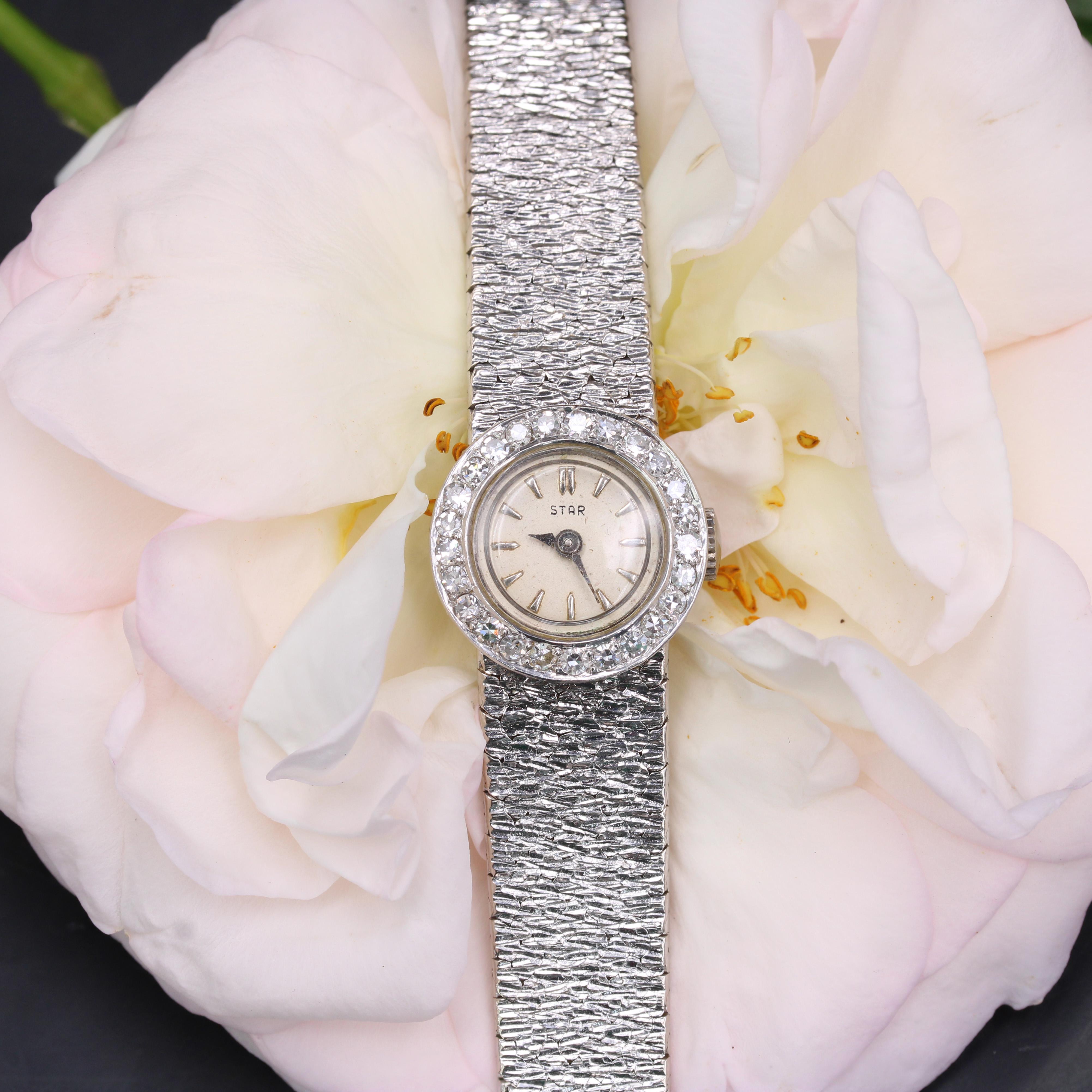 Retro French 1970s Diamonds 18 Karat White Gold Star Lady's Watch For Sale