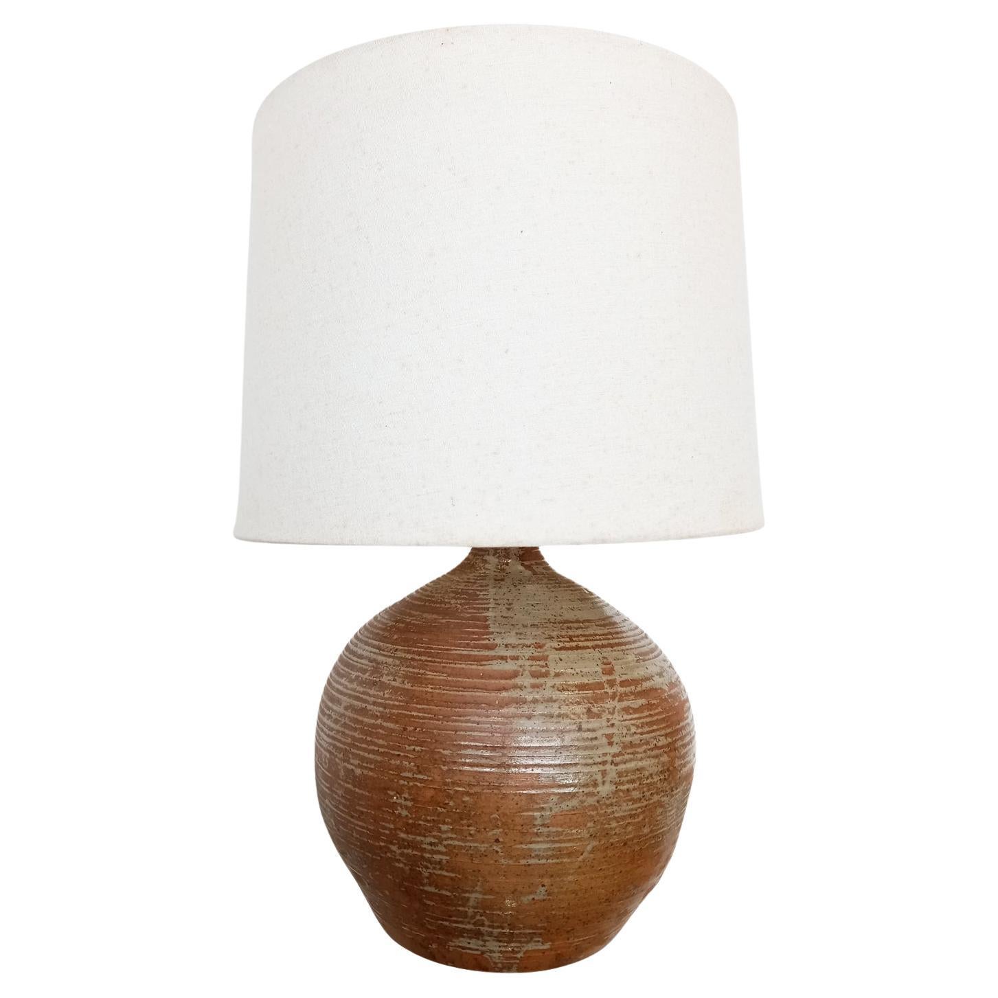 French 1970s Earthenware Ceramic Table Lamp — Speckled Brown Rustic Glaze For Sale
