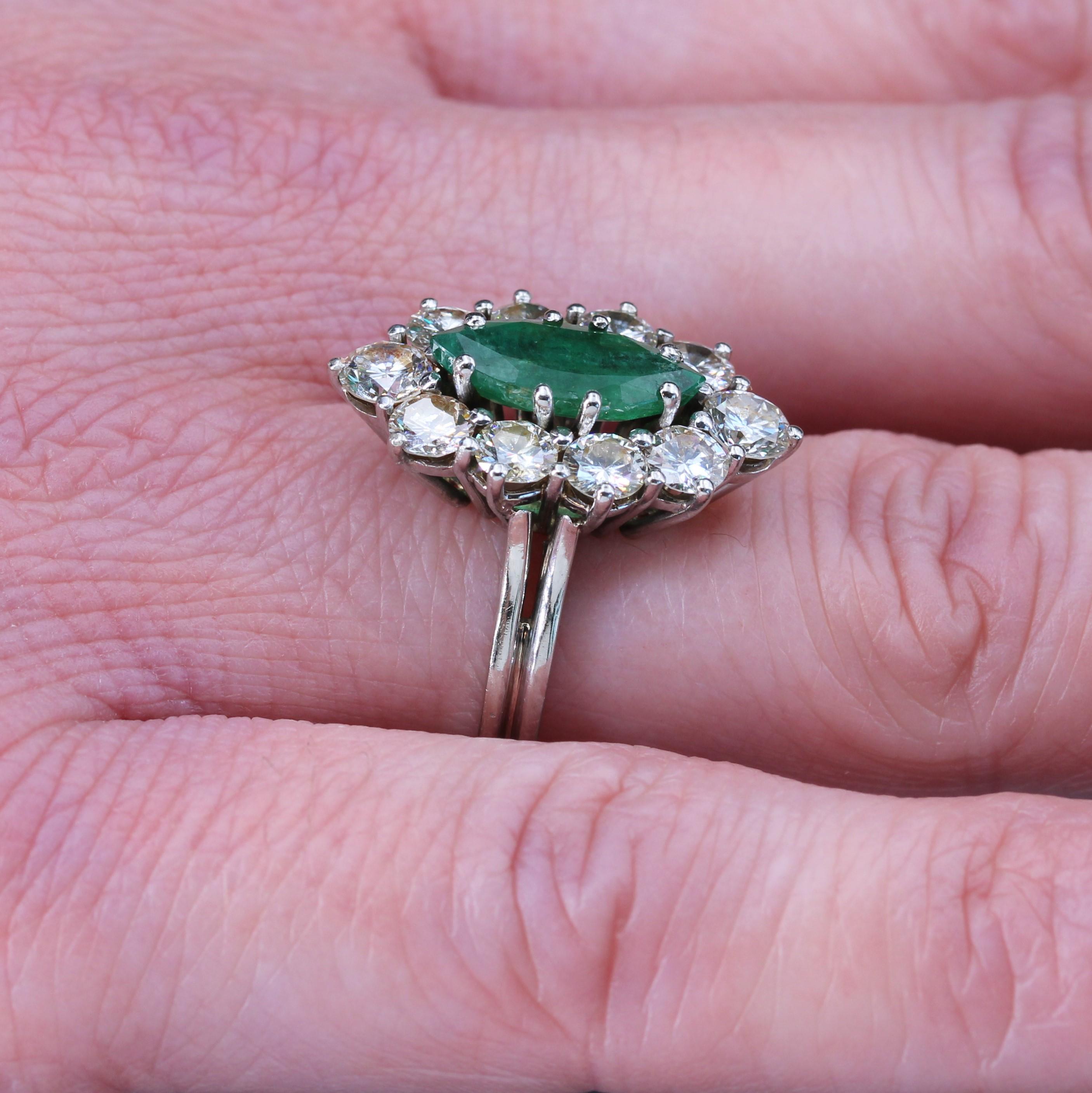 French 1970s Emerald Diamonds 18 Karat White Gold Marquise Ring For Sale 5