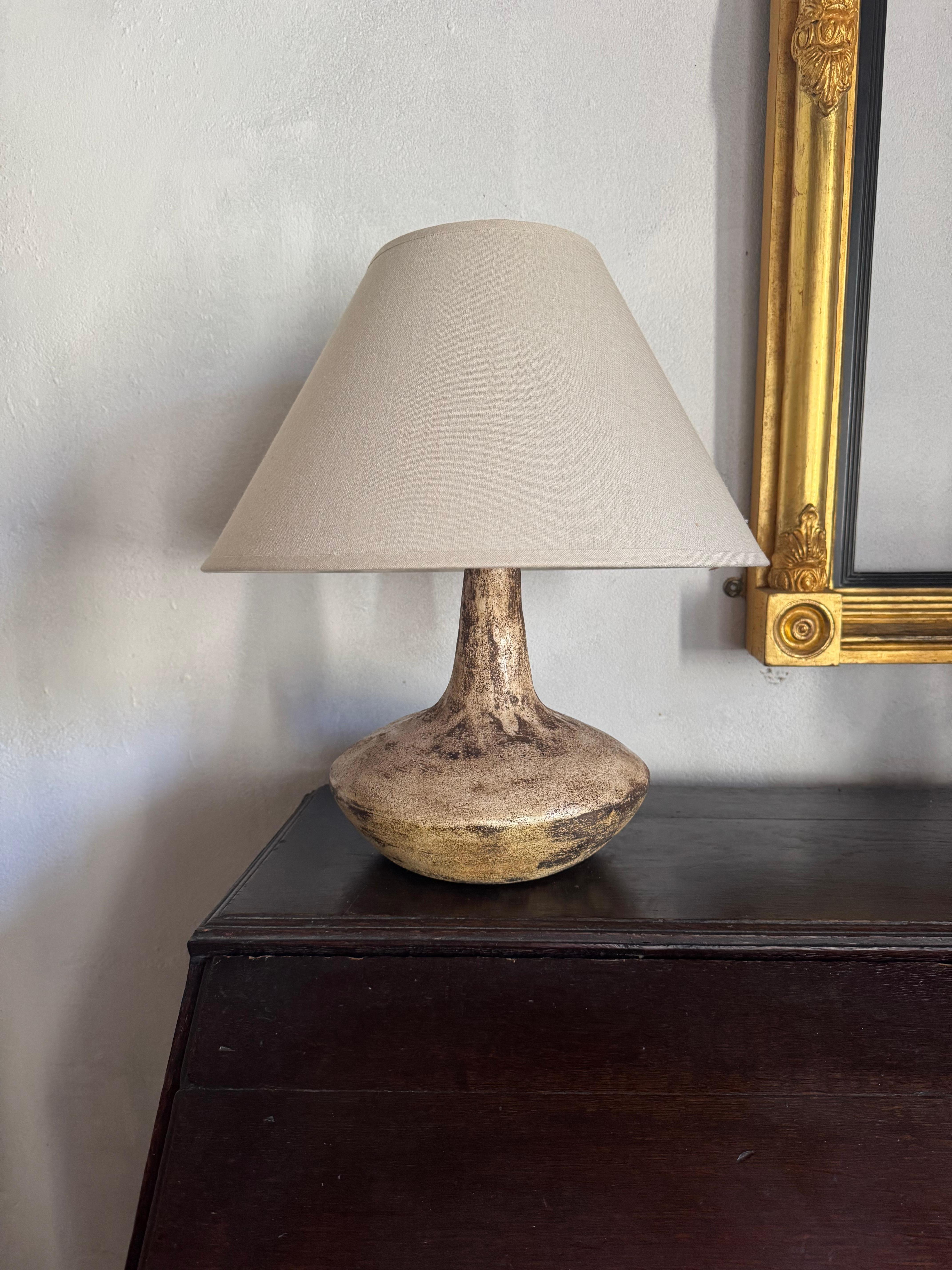 Smaltato Lampada da tavolo francese in ceramica smaltata degli anni '70 in vendita