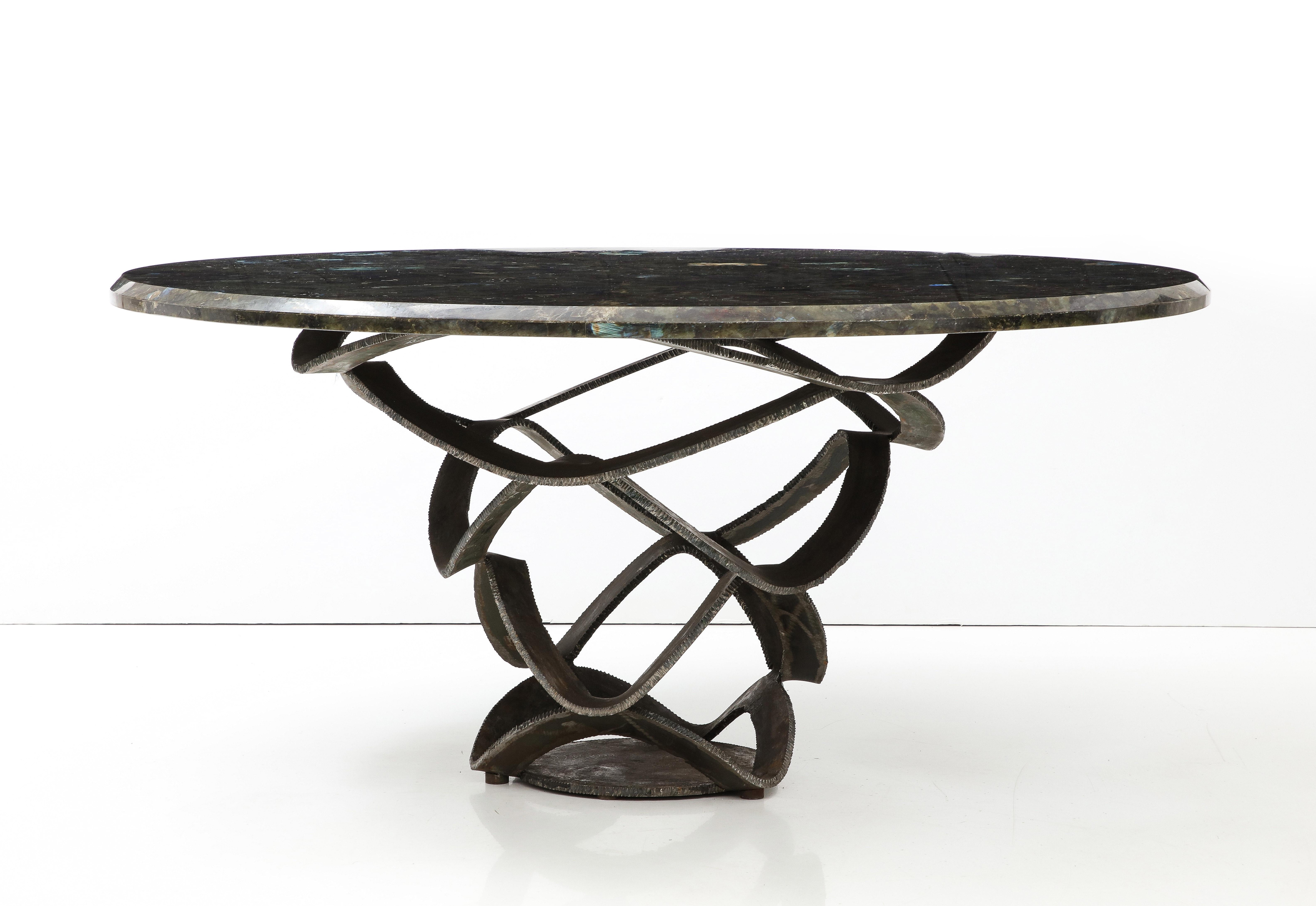 French 1970s Mid Century Sculptural labradorite Center Dining Table In Excellent Condition In New York, NY