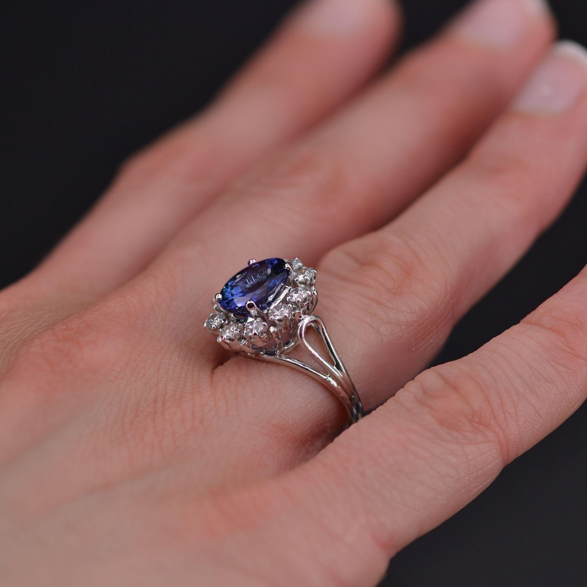 Oval Cut French 1970s Natural NO Heat Tanzanite Diamonds 18 Karat White Gold Ring For Sale