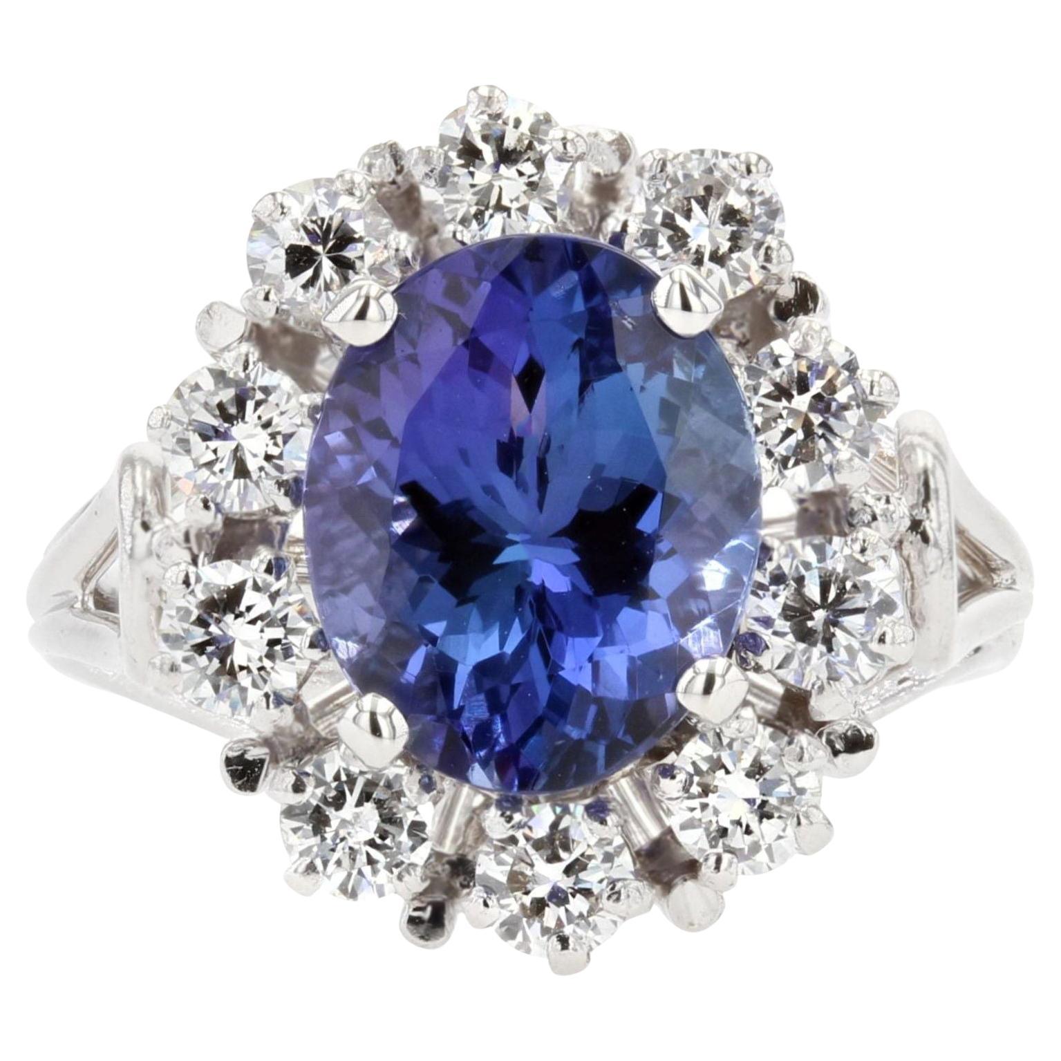 French 1970s Natural NO Heat Tanzanite Diamonds 18 Karat White Gold Ring