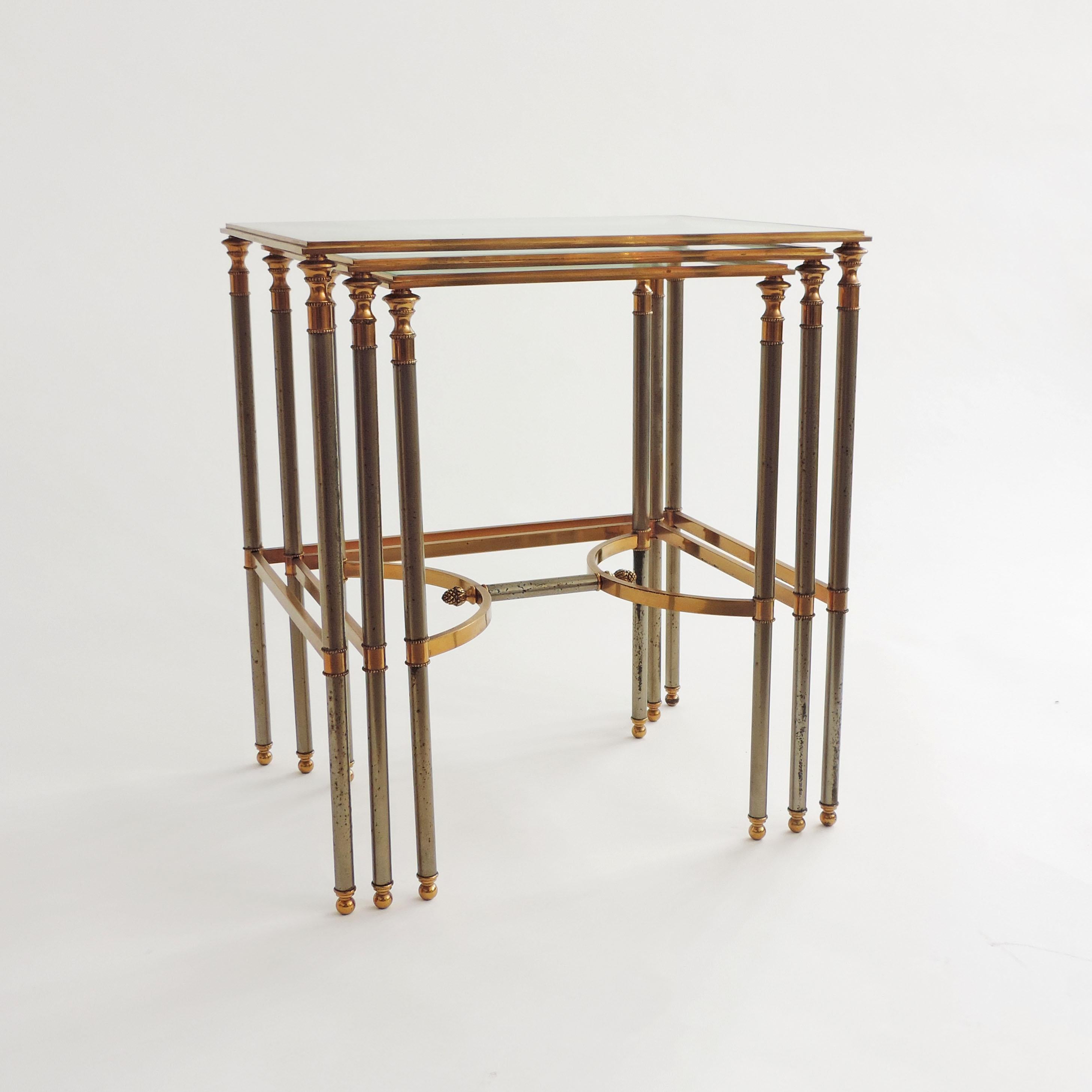 French 1970s Neo-Classical Steel and Brass Nesting Tables In Good Condition For Sale In Milan, IT