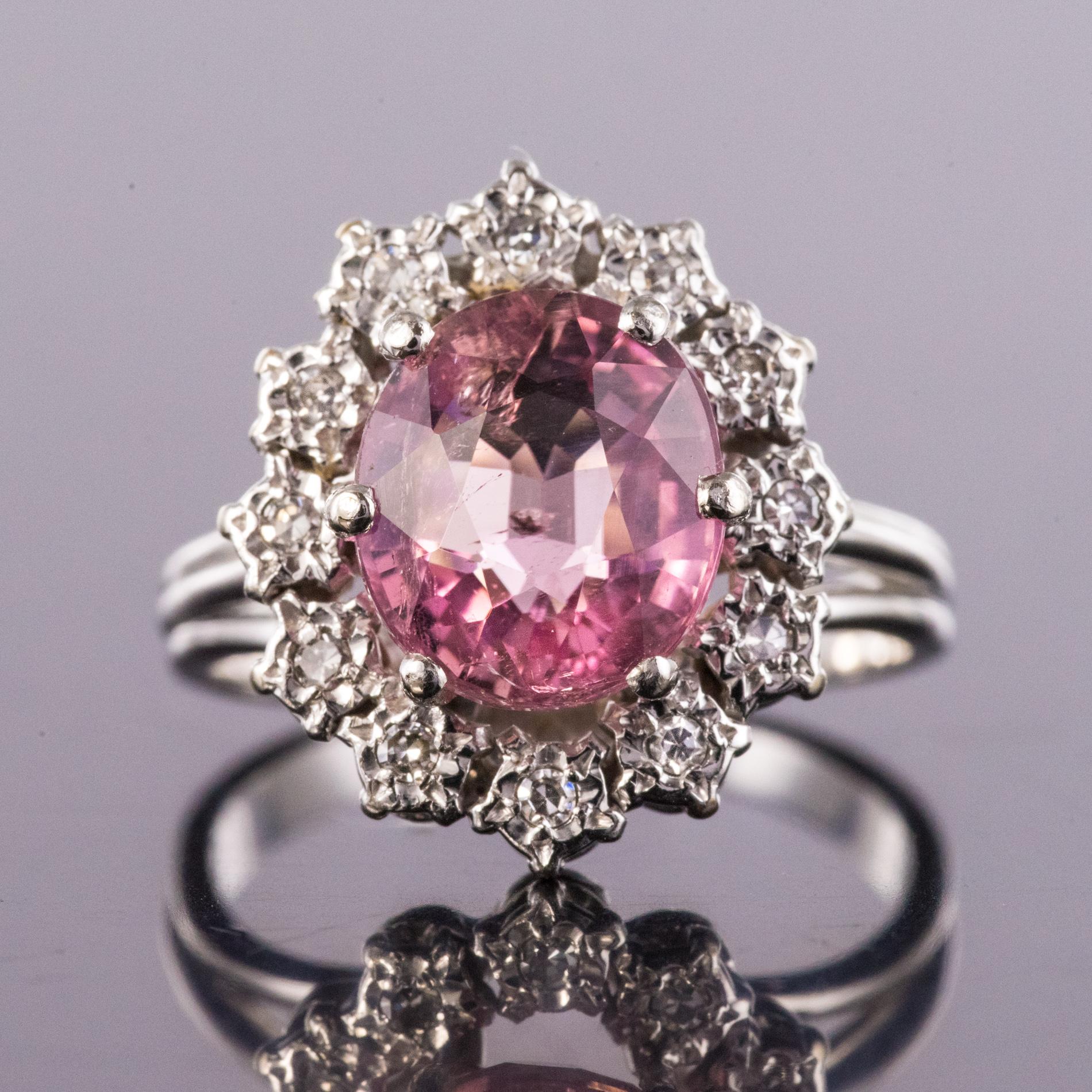 Women's French 1970s Pink Tourmaline Diamonds 18 Karat White Gold Daisy Ring