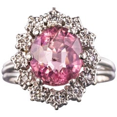 Vintage French 1970s Pink Tourmaline Diamonds 18 Karat White Gold Daisy Ring