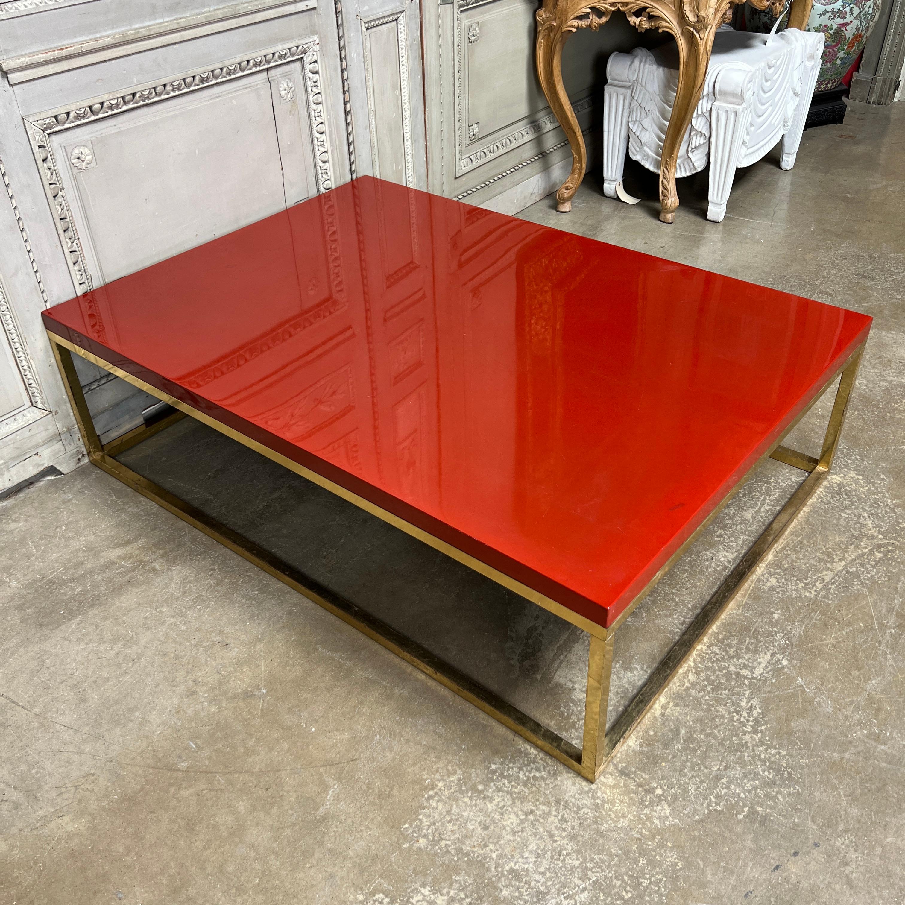 20th Century French 1970s Red Lacquer and Brass Coffee Table For Sale