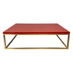 Mesa de centro francesa de los años 70, lacada en rojo y latón