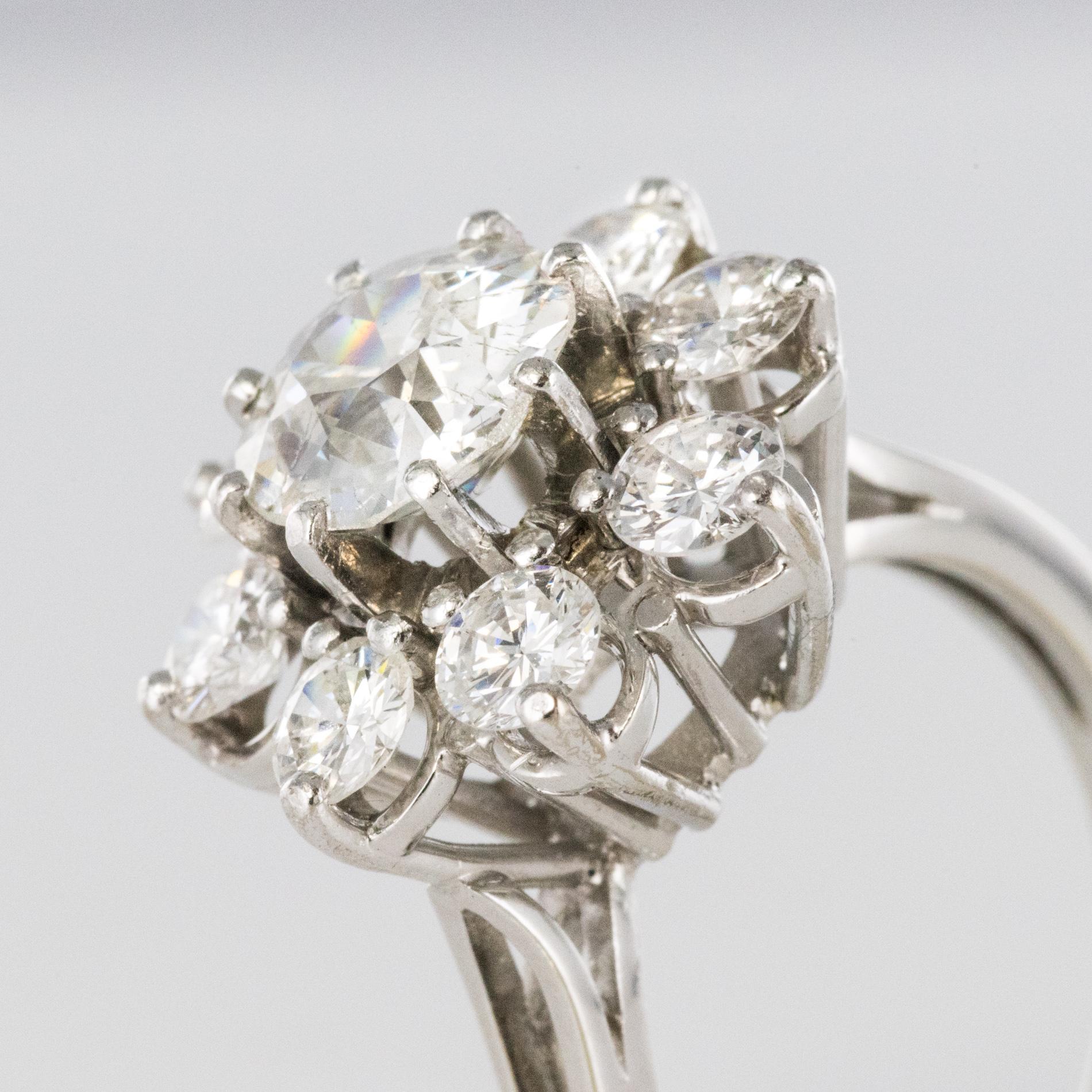 Women's French 1970s Retro 18 Karat White Gold Platinum Diamond Cluster Ring