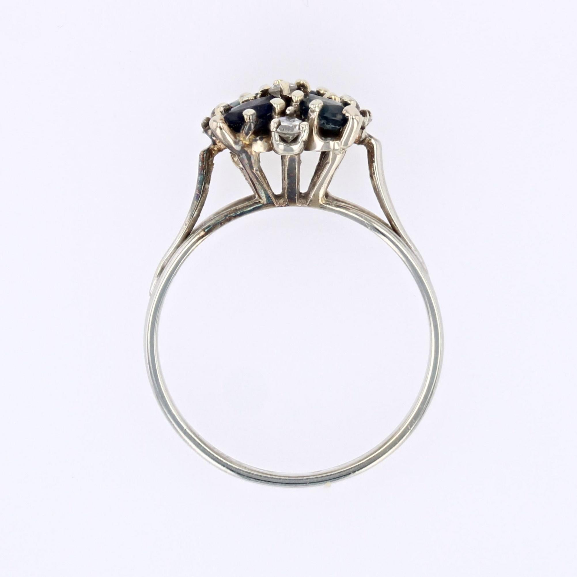 Anello francese anni '70 con zaffiri e diamanti in oro bianco 18 carati con fiocco di neve in vendita 6