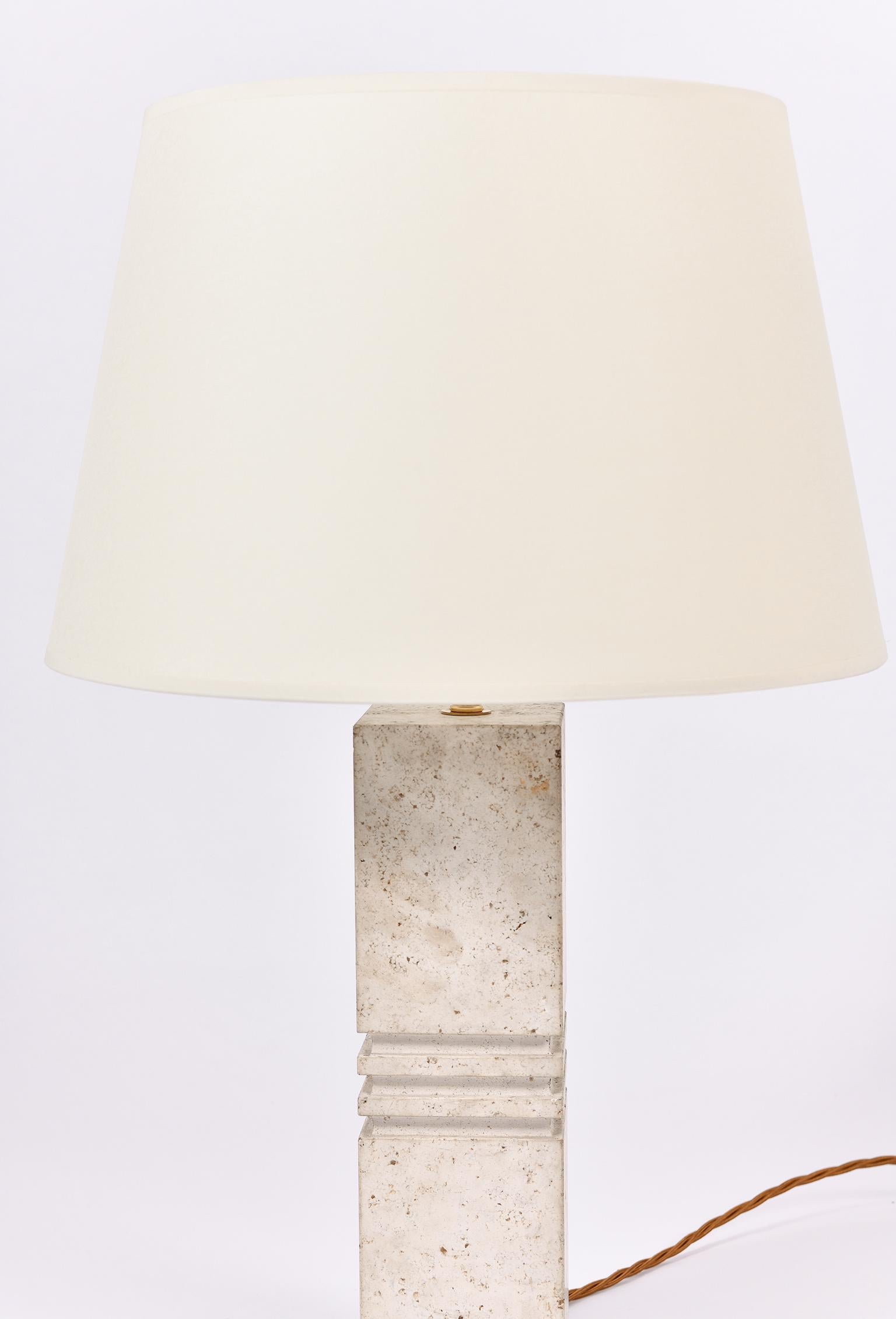 French 1970s Travertine Table Lamp In Good Condition In London, GB