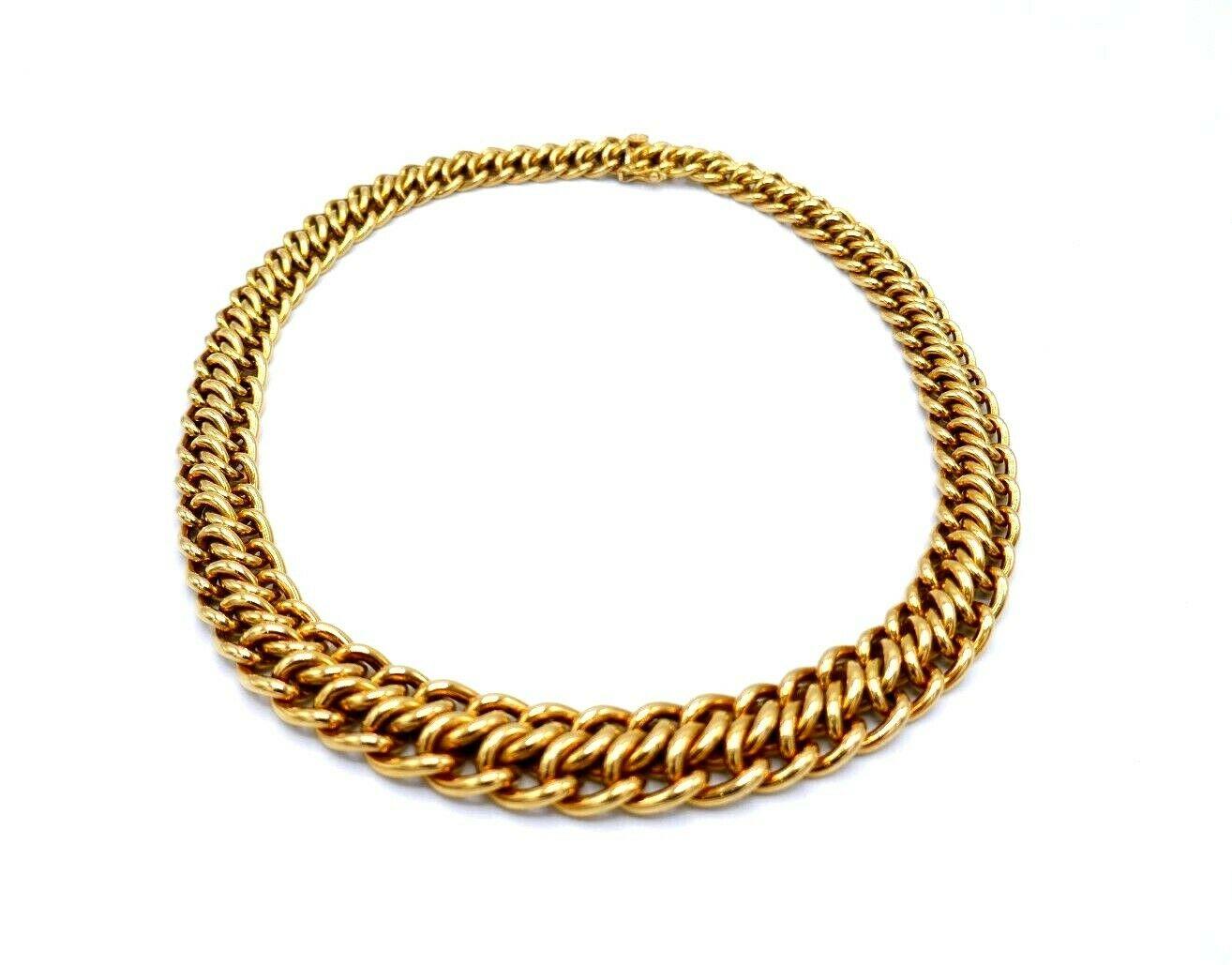 French 1970s Yellow Gold Chain Necklace In Excellent Condition In Beverly Hills, CA