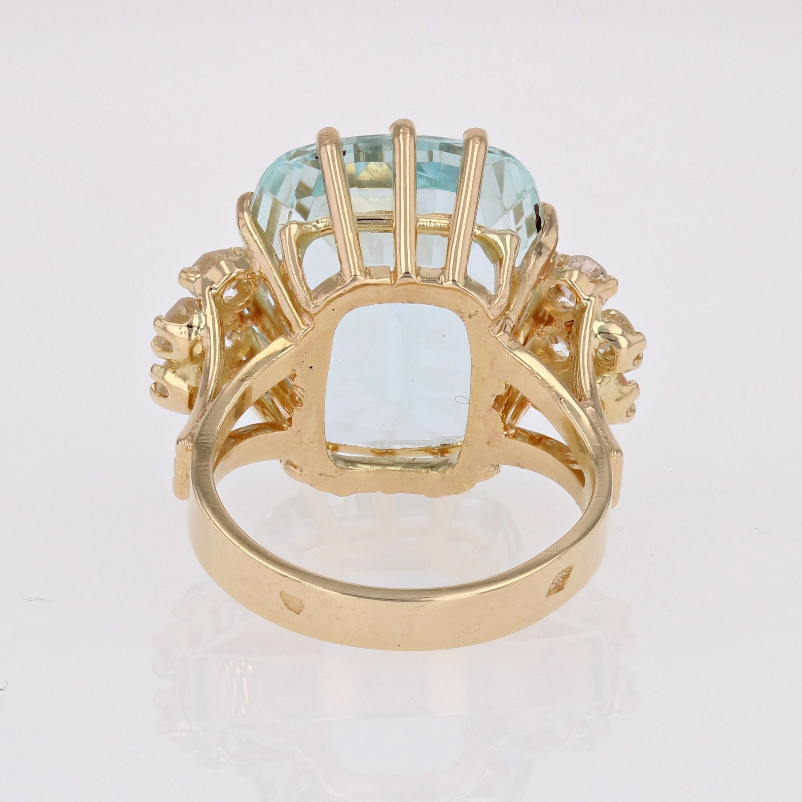 French 1980s 12.50 Carats Aquamarine Diamonds 18 Karat Yellow Gold Cocktail Ring For Sale 7