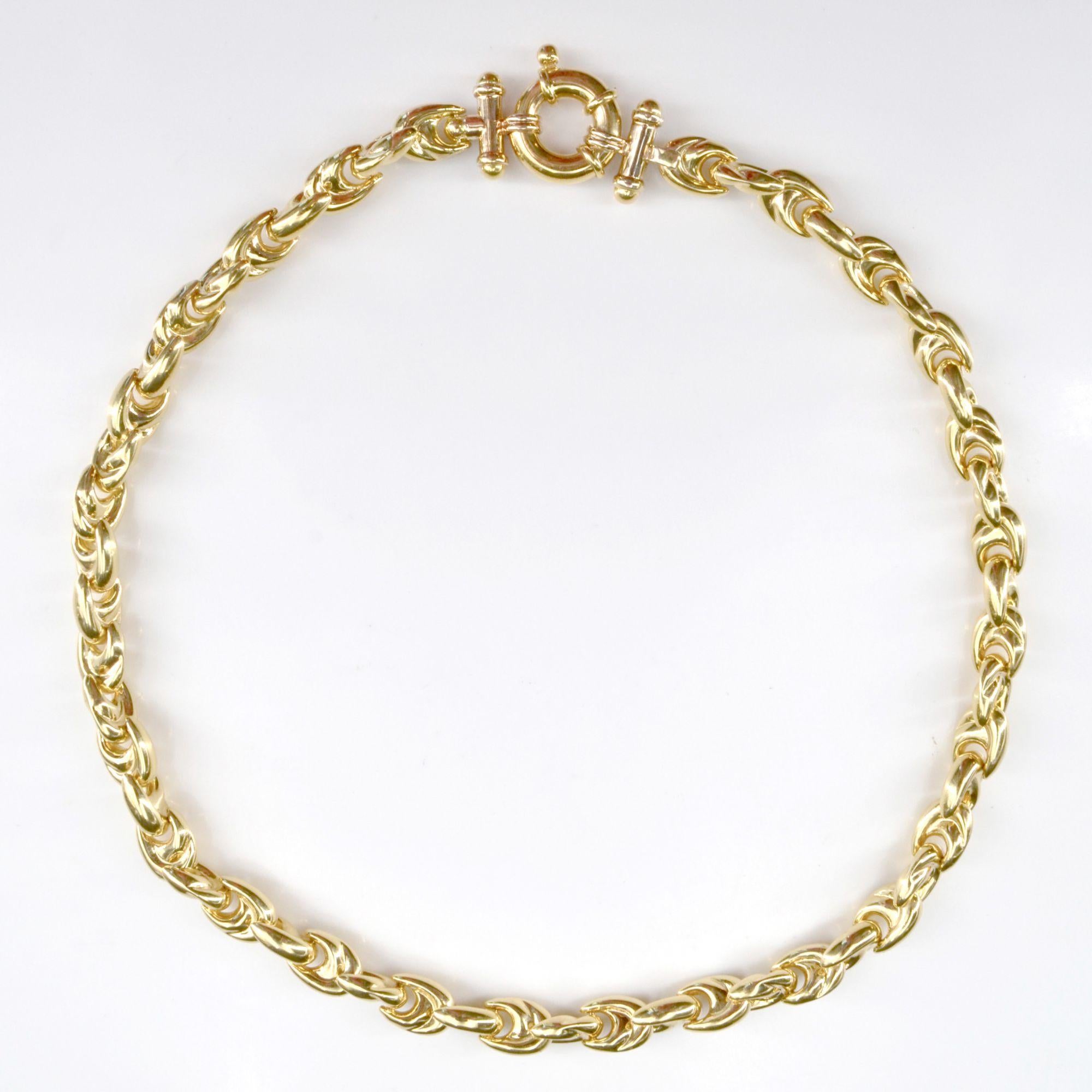 French, 1980s, 18 Karat Yellow Gold Necklace 1