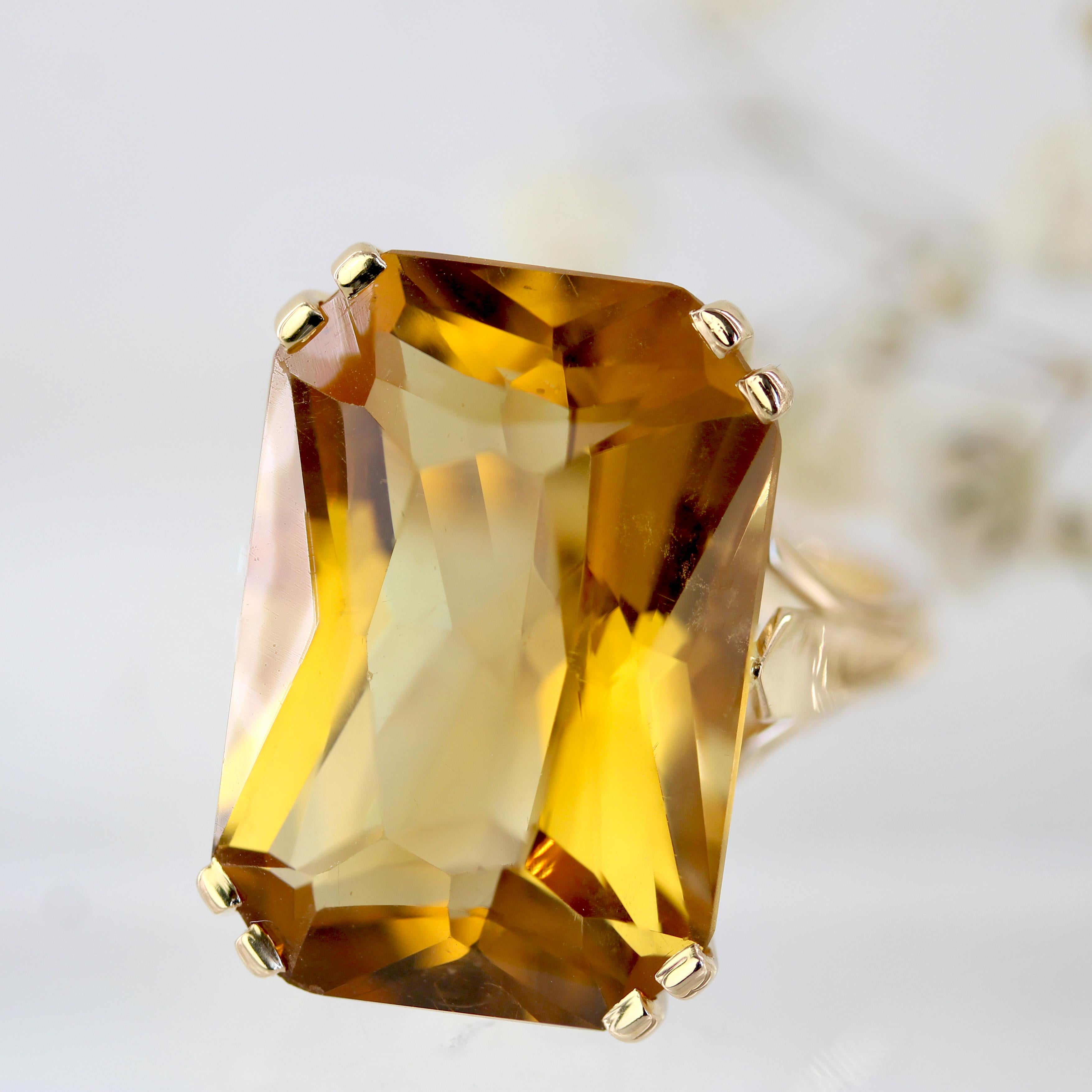Anello cocktail francese anni '80 da 21 carati con citrino in oro giallo 18 carati in vendita 5