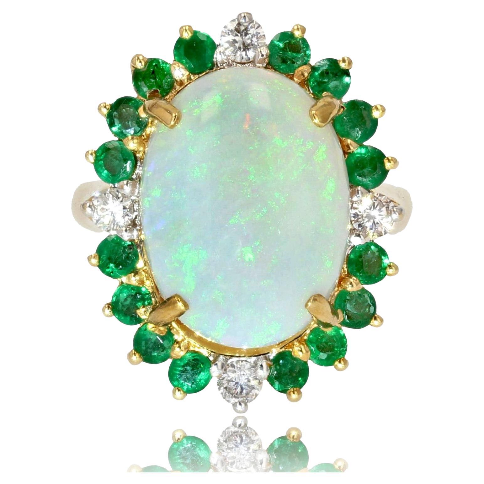 French 1980s 6.40 Carat Opal Emerald Diamond 18 Karat Yellow Gold Ring For Sale