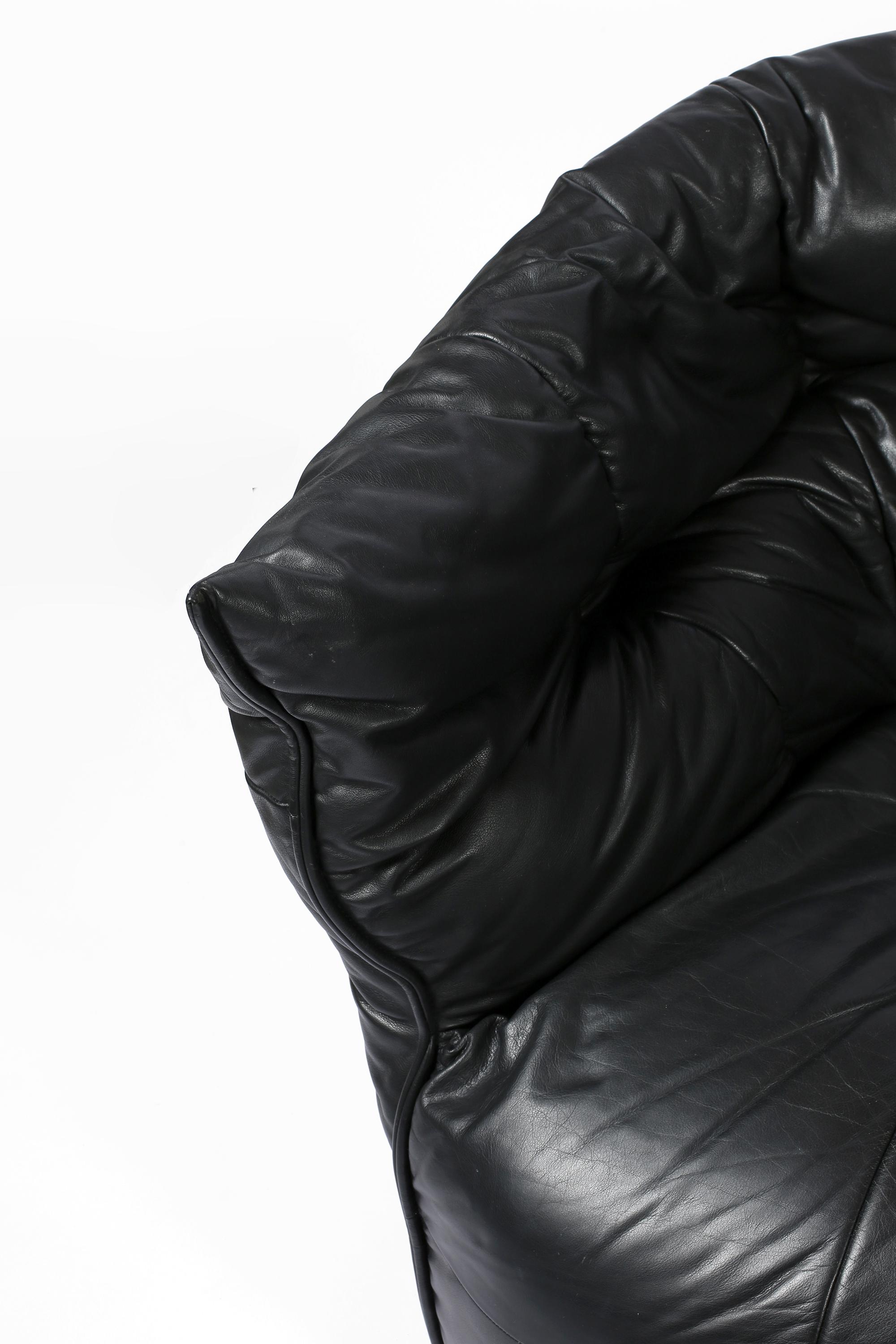 French 1980s Black Leather Brigantin Sofa by Michel Ducaroy for Lignet Roset For Sale 1