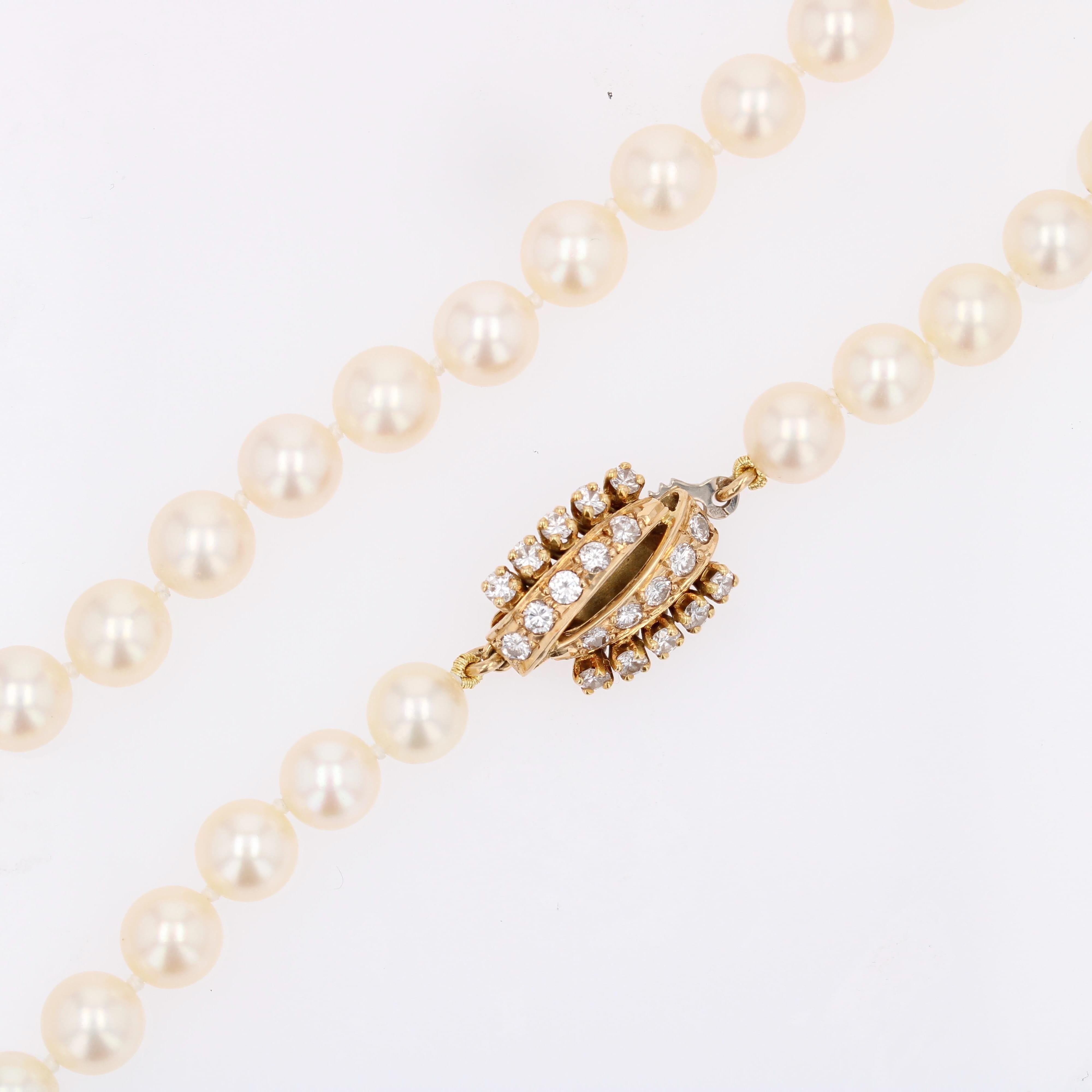 Collana girocollo in oro giallo 18 carati con perle coltivate francesi degli anni '80 e diamanti in vendita 6