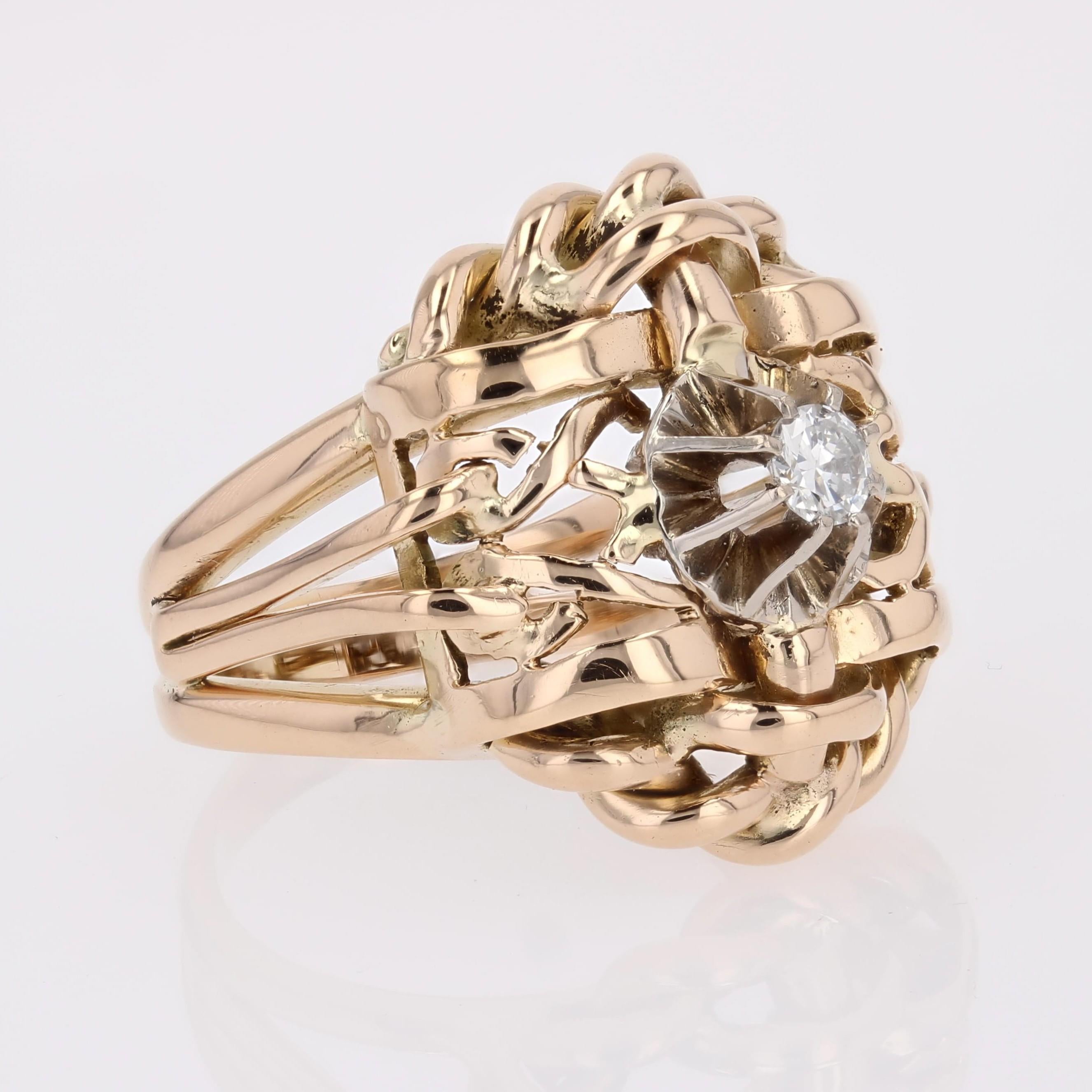 Bague rétro entrelacée en or jaune 18 carats avec diamants des années 1980 en vente 4