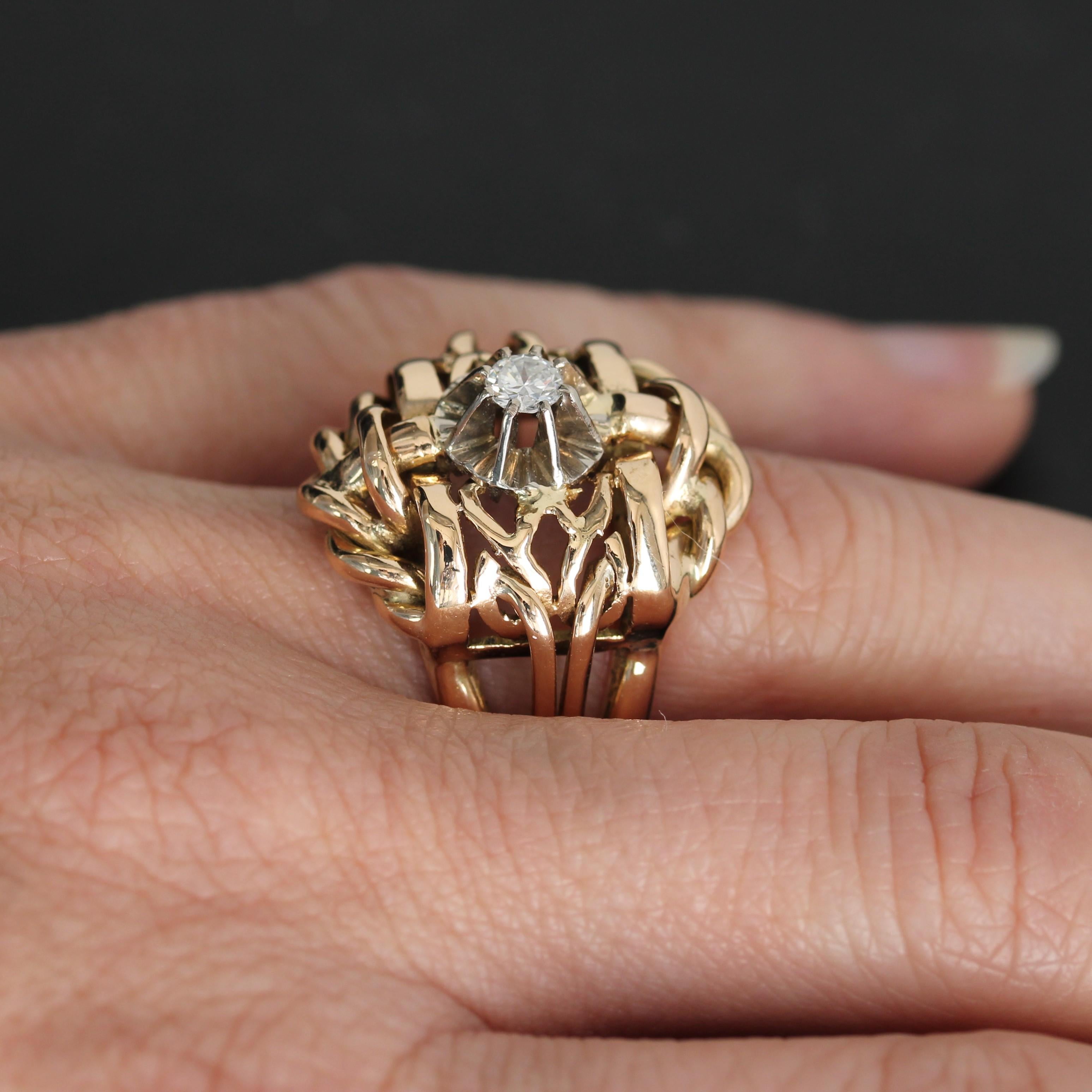 Bague rétro entrelacée en or jaune 18 carats avec diamants des années 1980 en vente 8