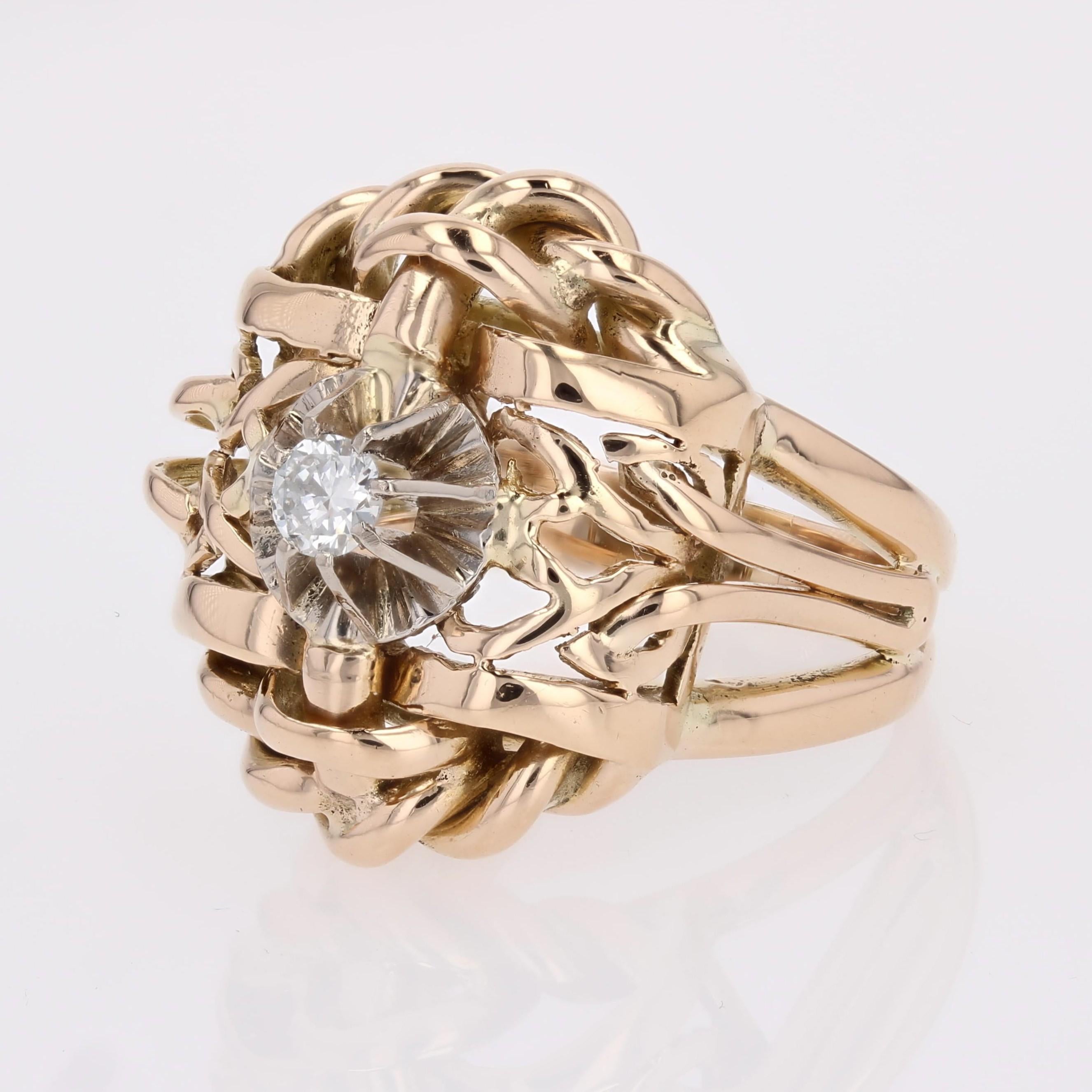 Bague rétro entrelacée en or jaune 18 carats avec diamants des années 1980 en vente 2